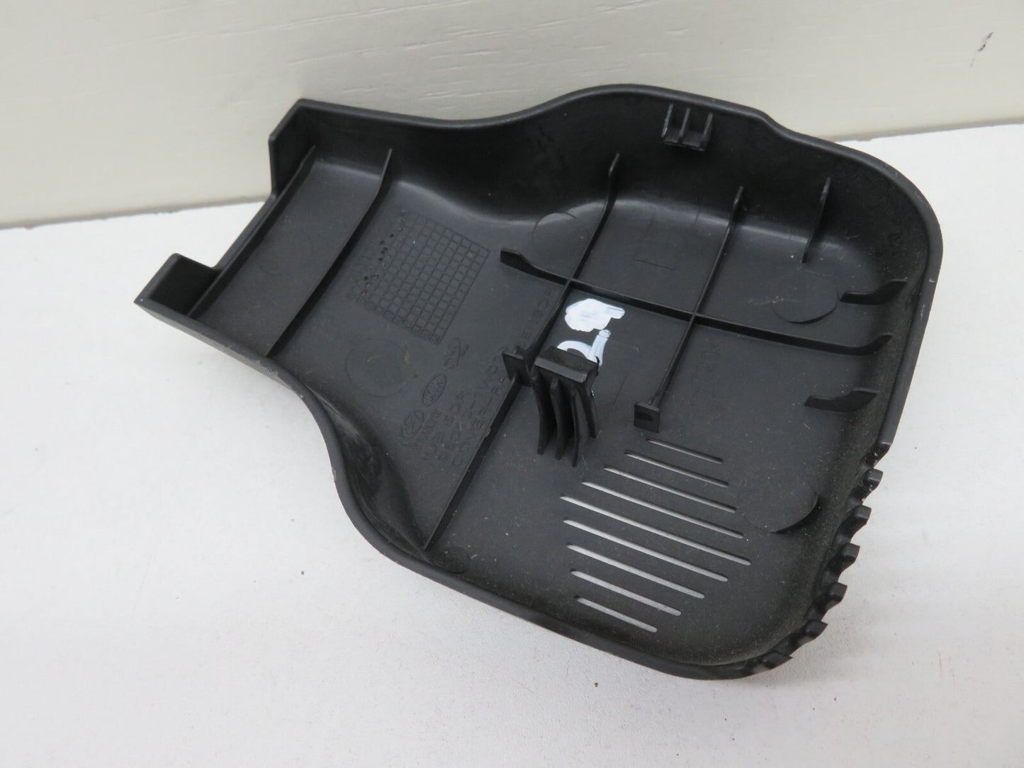 KIA RIO RAIN SENSOR COVER 96010-1W000 2011-2014 #1247-12