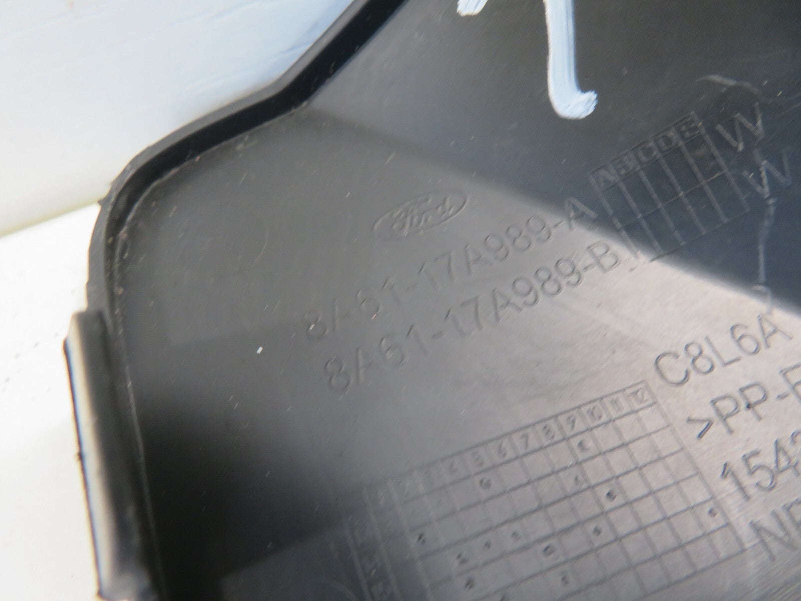 FORD FIESTA MK7 FRONT BUMPER TOW EYE COVER 2009-2012 1351-7