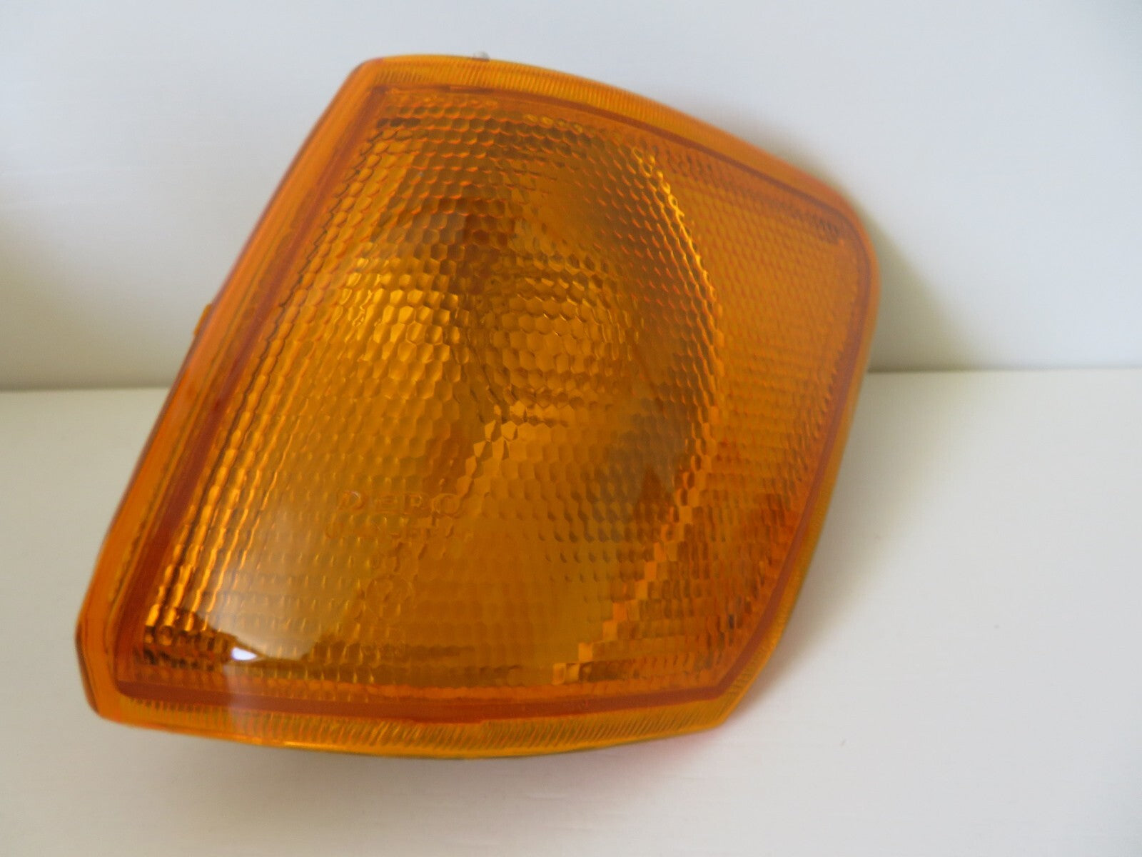 NS PASSENGER FRONT INDICATOR LIGHT FOR FORD FIESTA 1989-1997 431-1515L-UE-Y