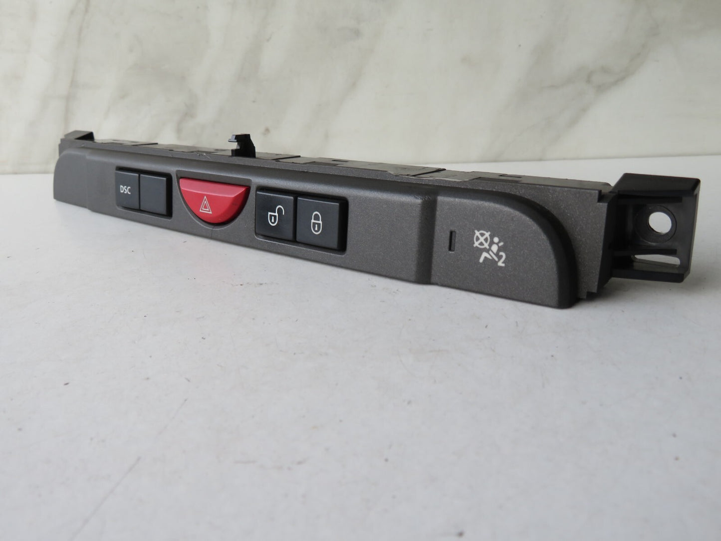 LAND ROVER DISCOVERY 3 HAZARD DOOR LOCK SWITCHES YUL500410 2005-2009 AMS1115-12