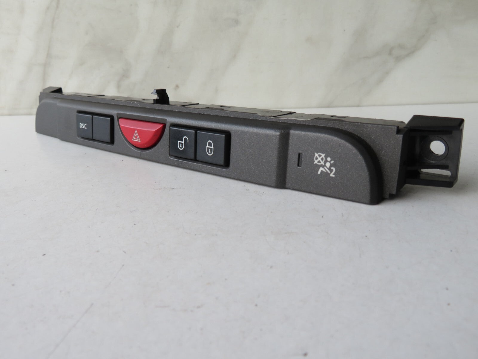 LAND ROVER DISCOVERY 3 HAZARD DOOR LOCK SWITCHES YUL500410 2005-2009 AMS1115-12