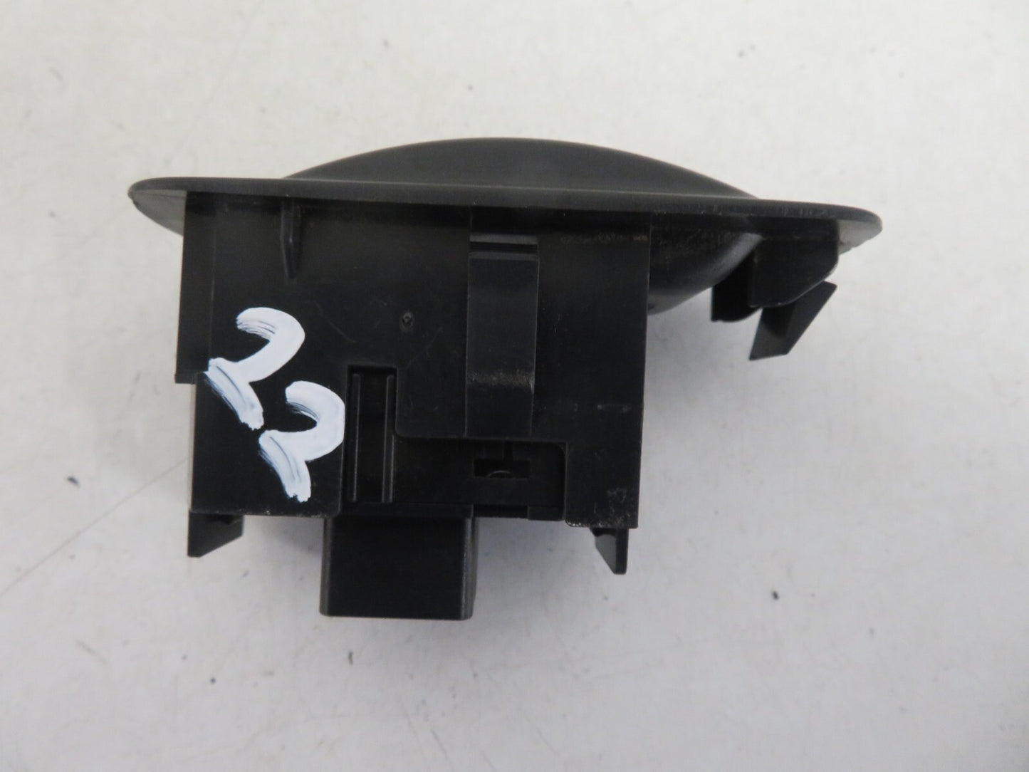 TOYOTA COROLLA REAR WINDOW SWITCH LEFT SIDE 84810-02040  2004-2007 MIX1424-22