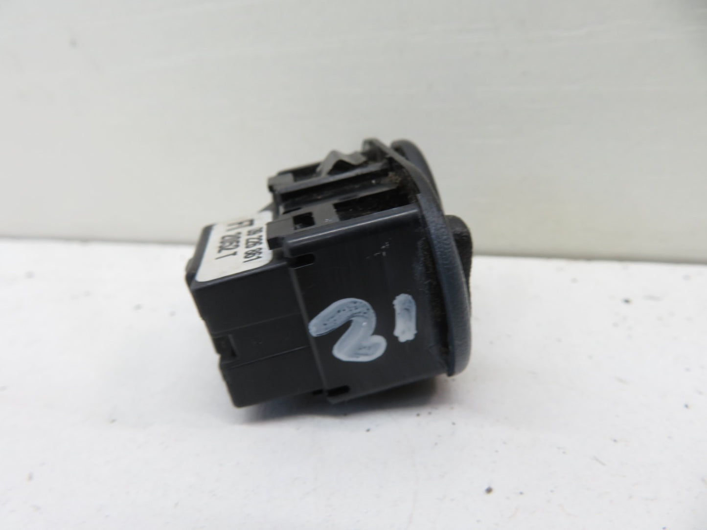 VAUXHALL ZAFIRA A MIRROR CONTROL SWITCH 09226861 ASTRA MERIVA 1999-2005 1353-12