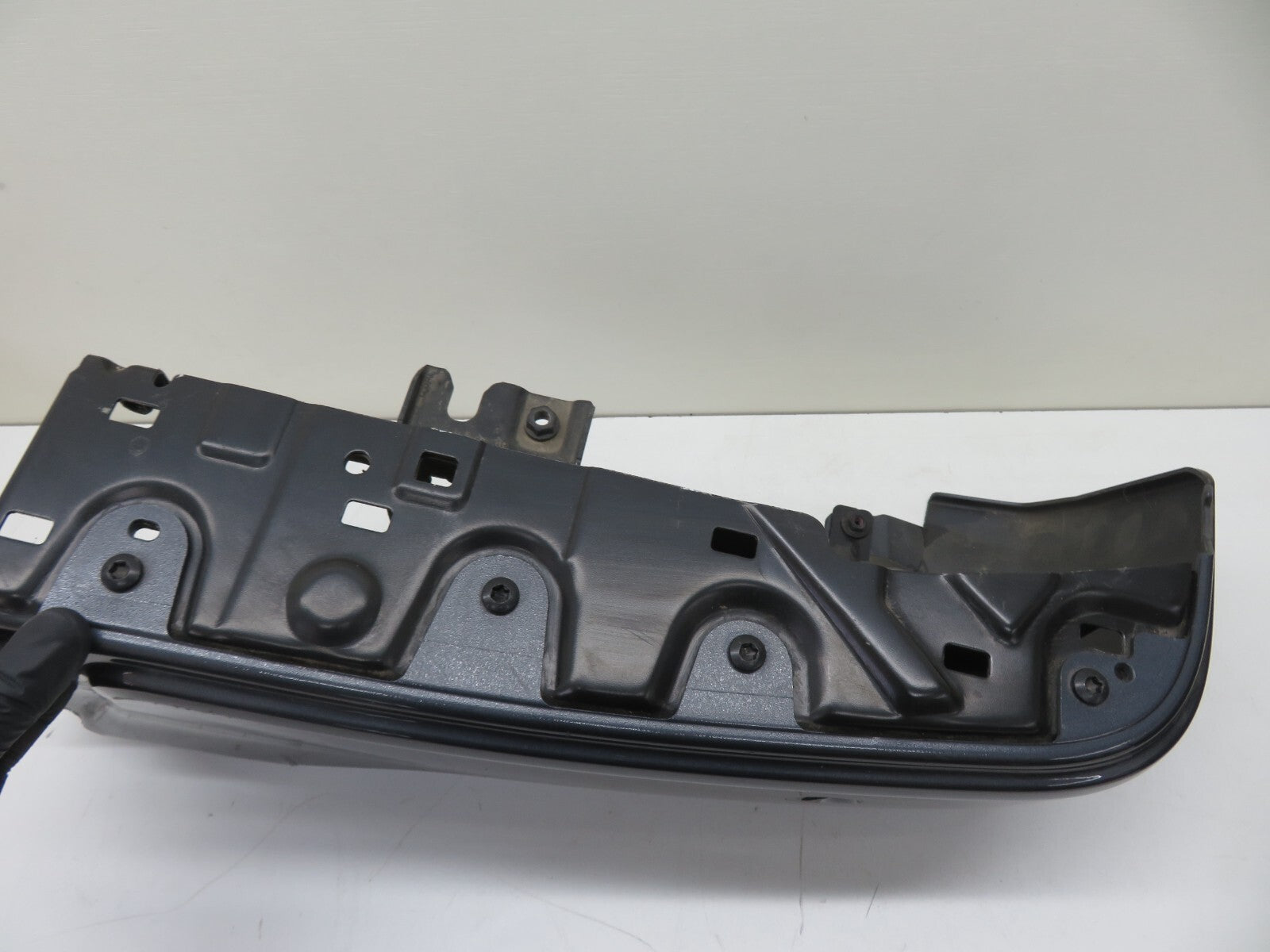 FORD RANGER WILDTRACK OS REAR BUMPER CORNER 2022-PRESENT