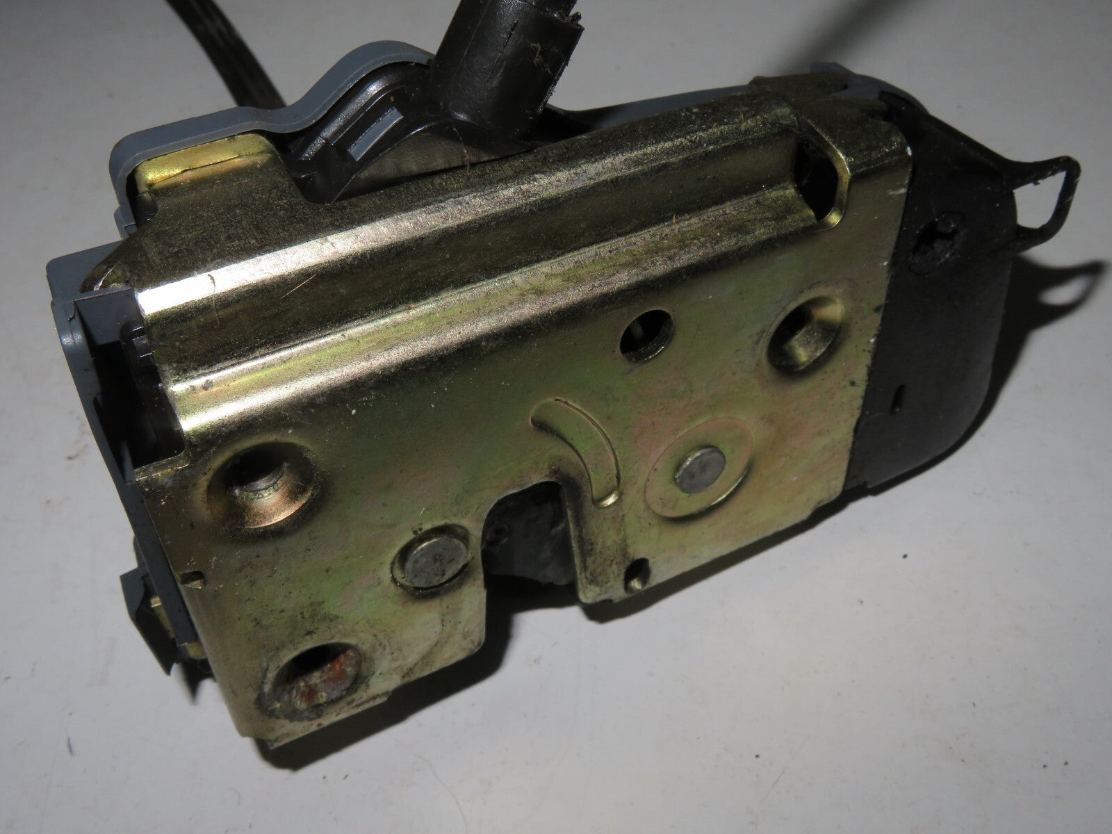 RENAULT LAGUNA ESTATE NSR DOOR LOCK CATCH 2001-2005 AMS1433-5