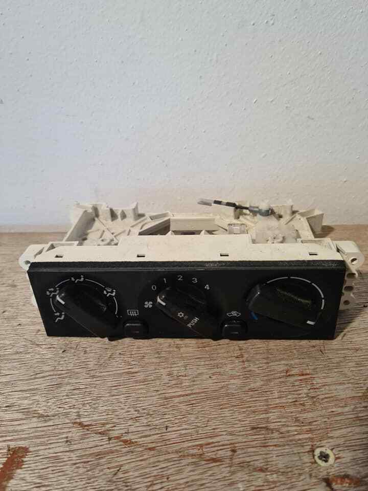 MITSUBISHI SPACE STAR MK1 HEATER CLIMATE CONTROL 1998-2004 HW51