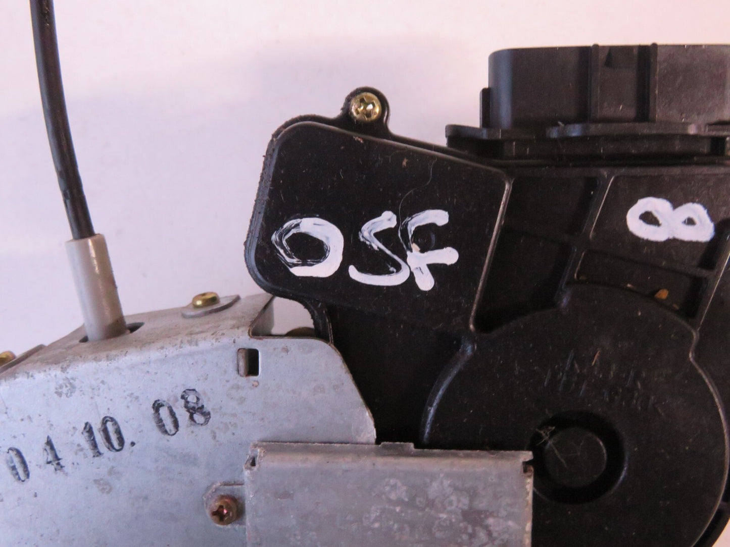 SUBARU LEGACY ESTATE OSF DOOR LOCK CATCH 2003-2009 AMS1541-8