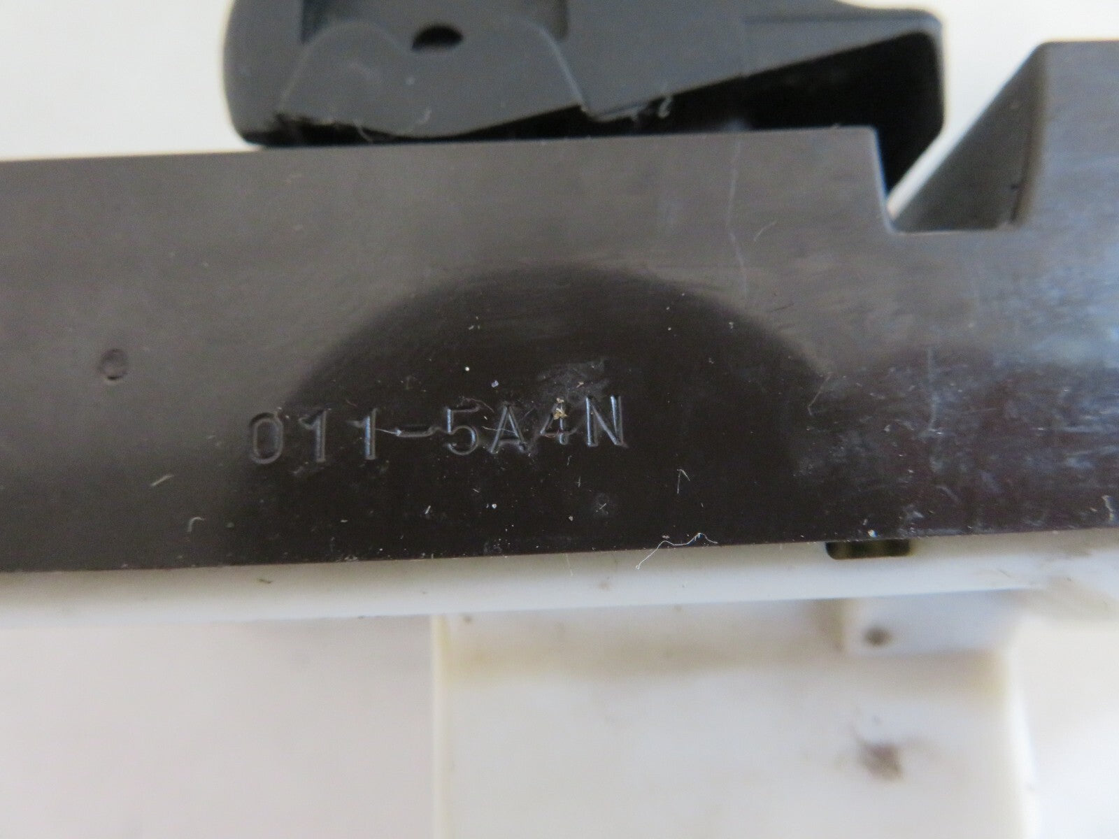 TOYOTA COROLLA LHD WINDOW SWITCHES MIXA1157-8