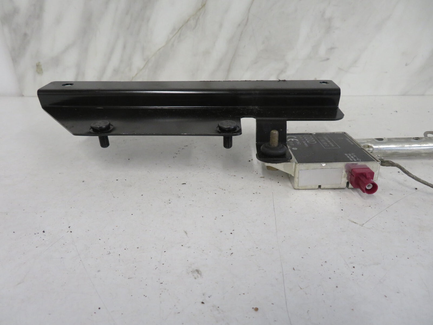 AUDI A8 D2 RADIO ANTENNA AERIAL MODULE 4B5035501D 1998-2002 1636-11