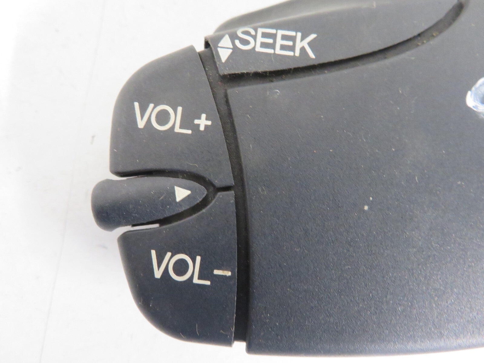 FORD MONDEO MK3 VOLUME CONTROL SWITCHES 96AB-14K147-AC 2001-2007 MIX1636-9