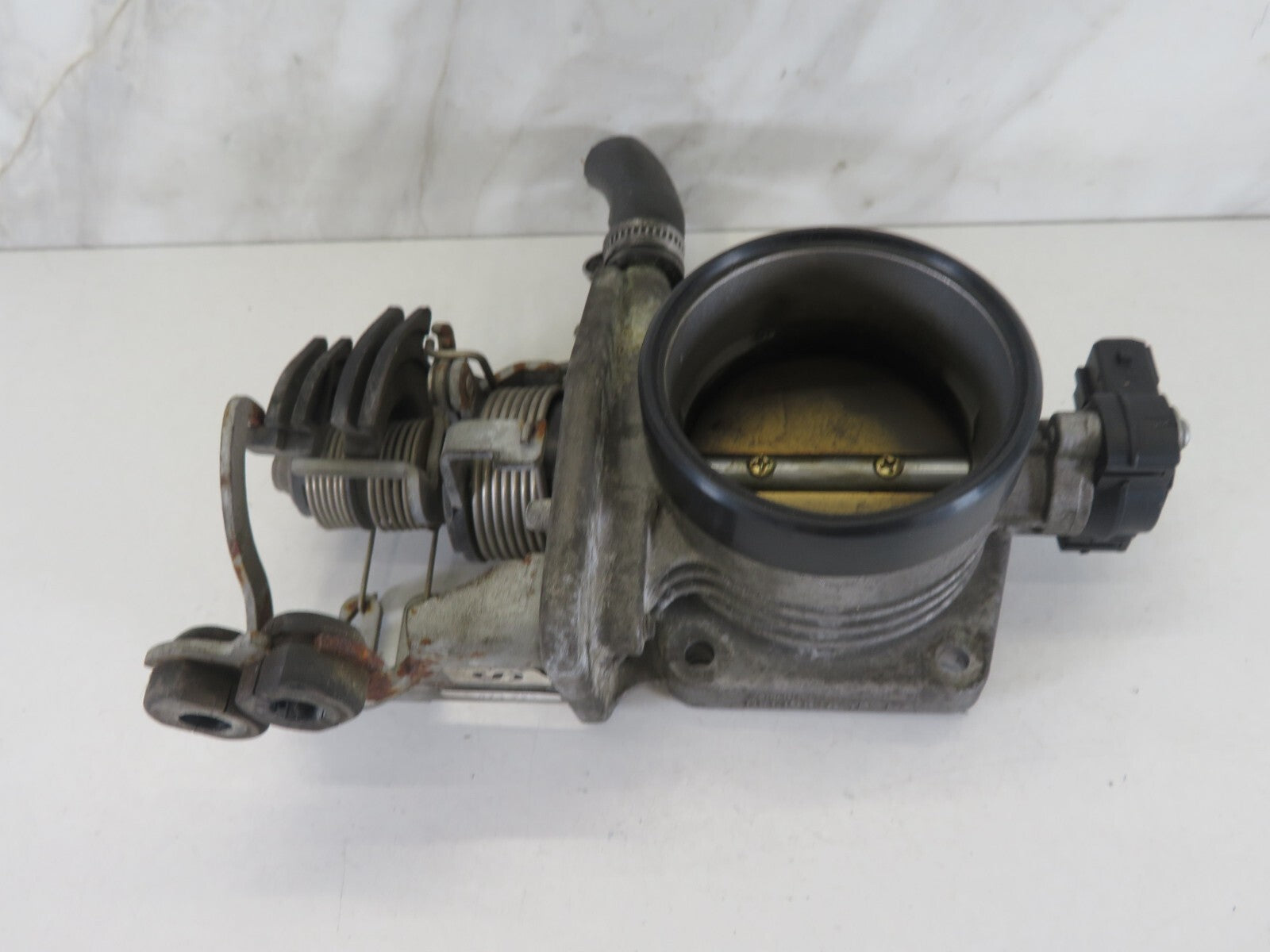 BMW 528I E39 THROTTLE BODY 1995-2004 A1105-8