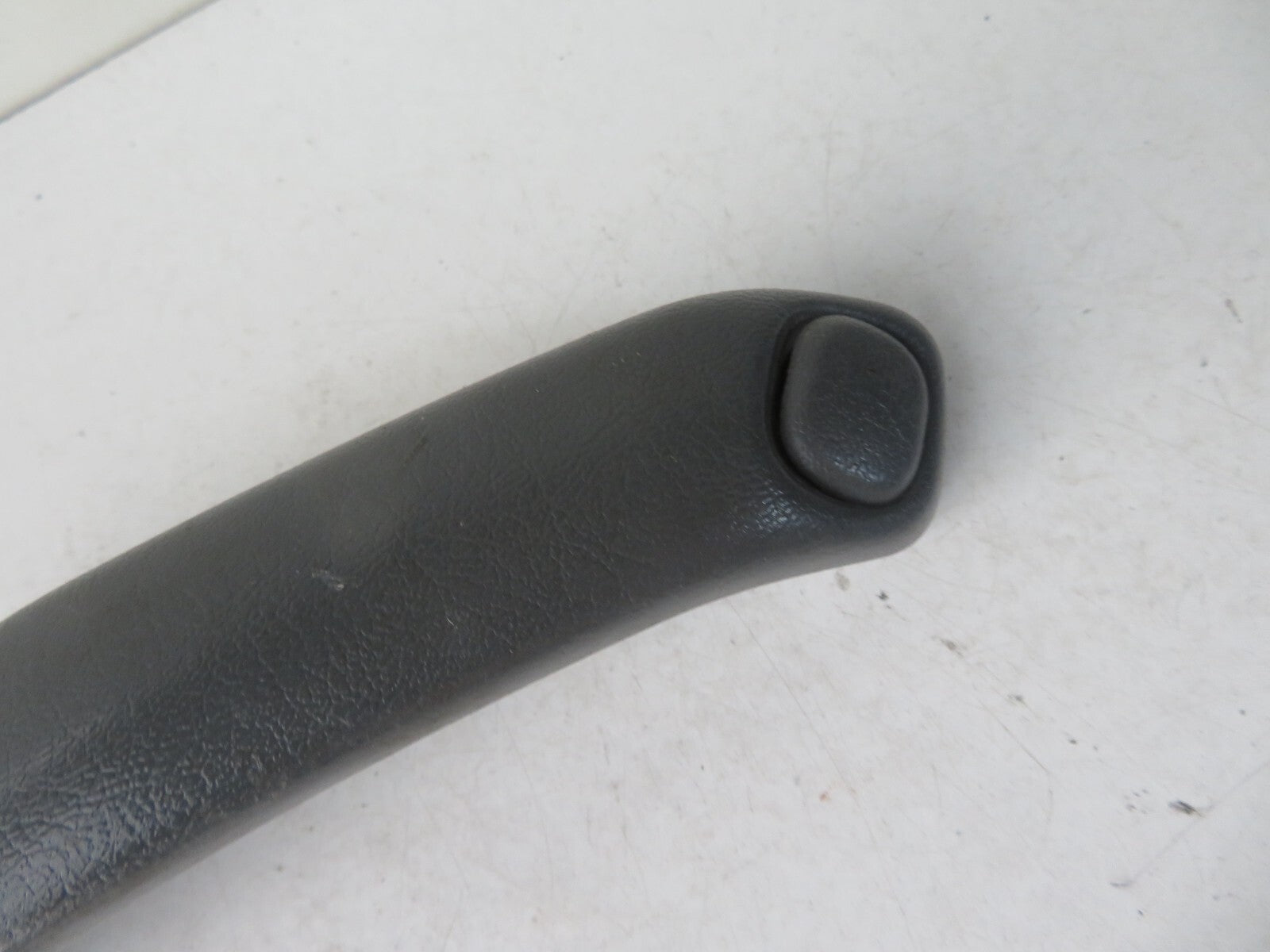 SUZUKI JIMNY OSF INNER DOOR GRAB HANDLE 1998-2005 AMS1509-19