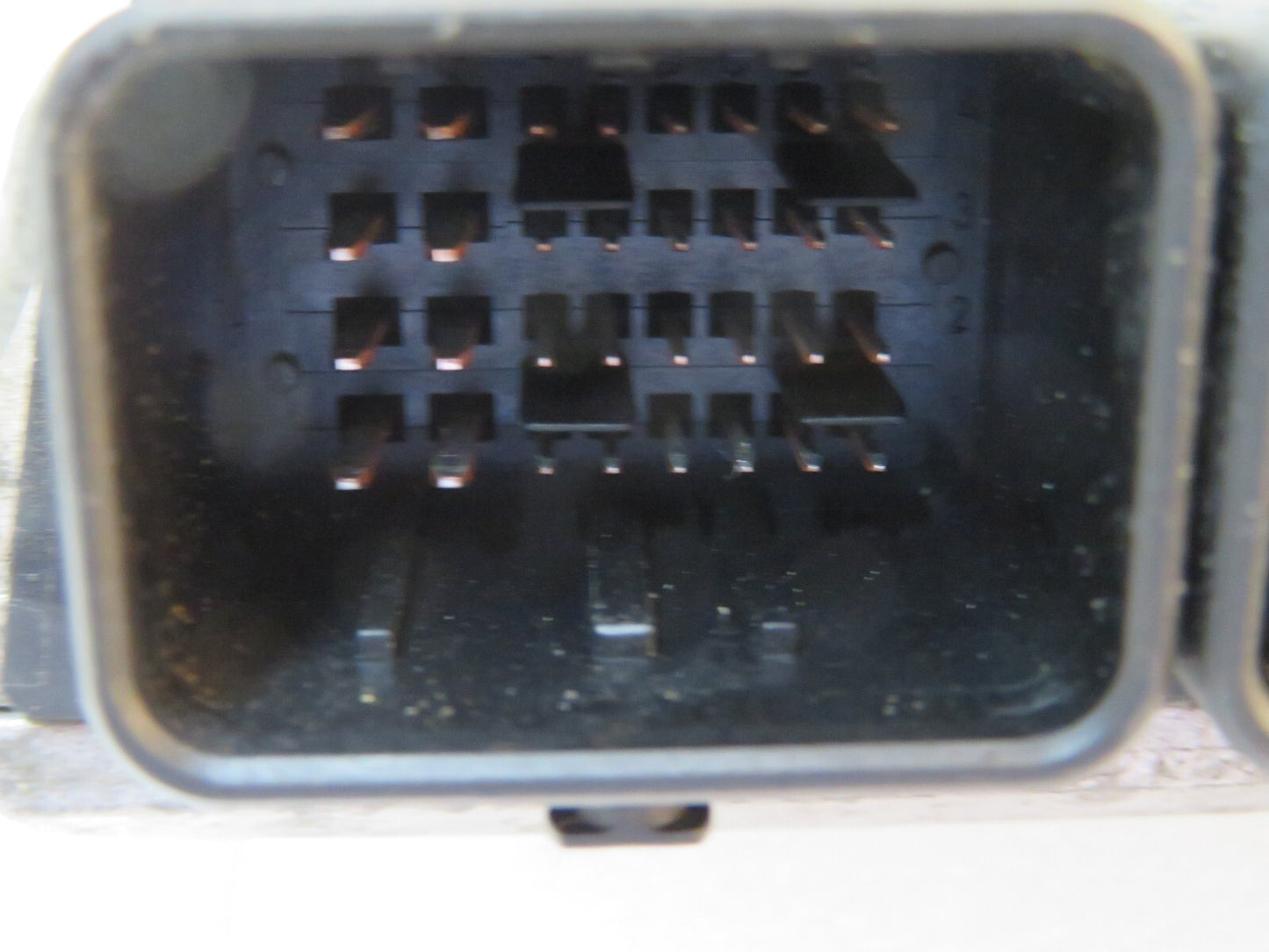 RENAULT TRAFFIC ENGINE ECU 0281010632 2001-2013 AS14