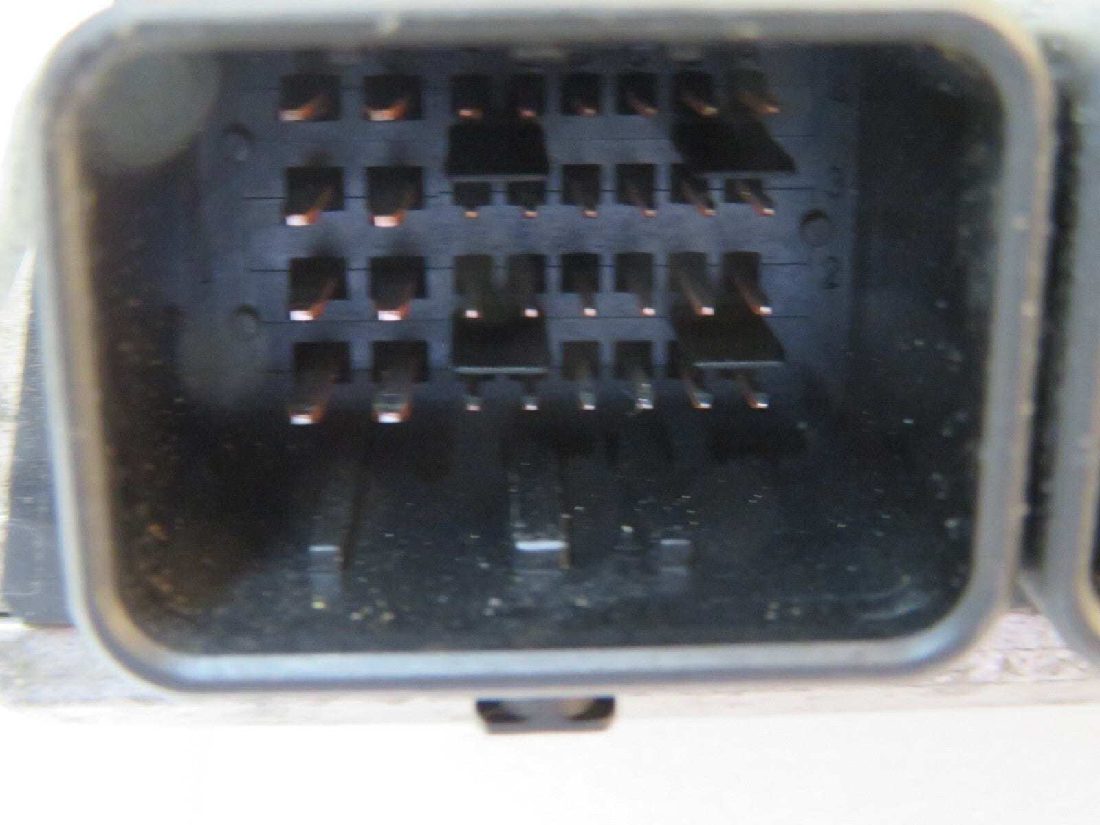 RENAULT TRAFFIC ENGINE ECU 0281010632 2001-2013 AS14