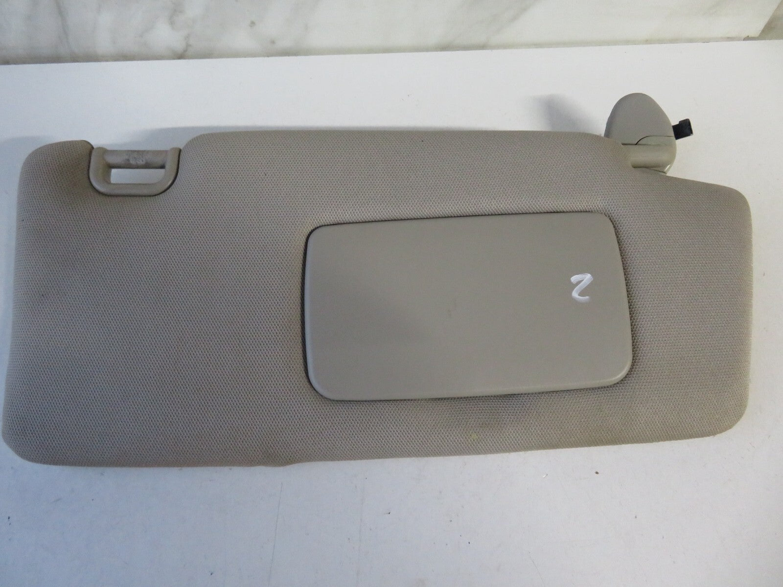 SUBARU LEGACY ESTATE OS DRIVER SUN VISOR 2003-2009 AMS1559-2