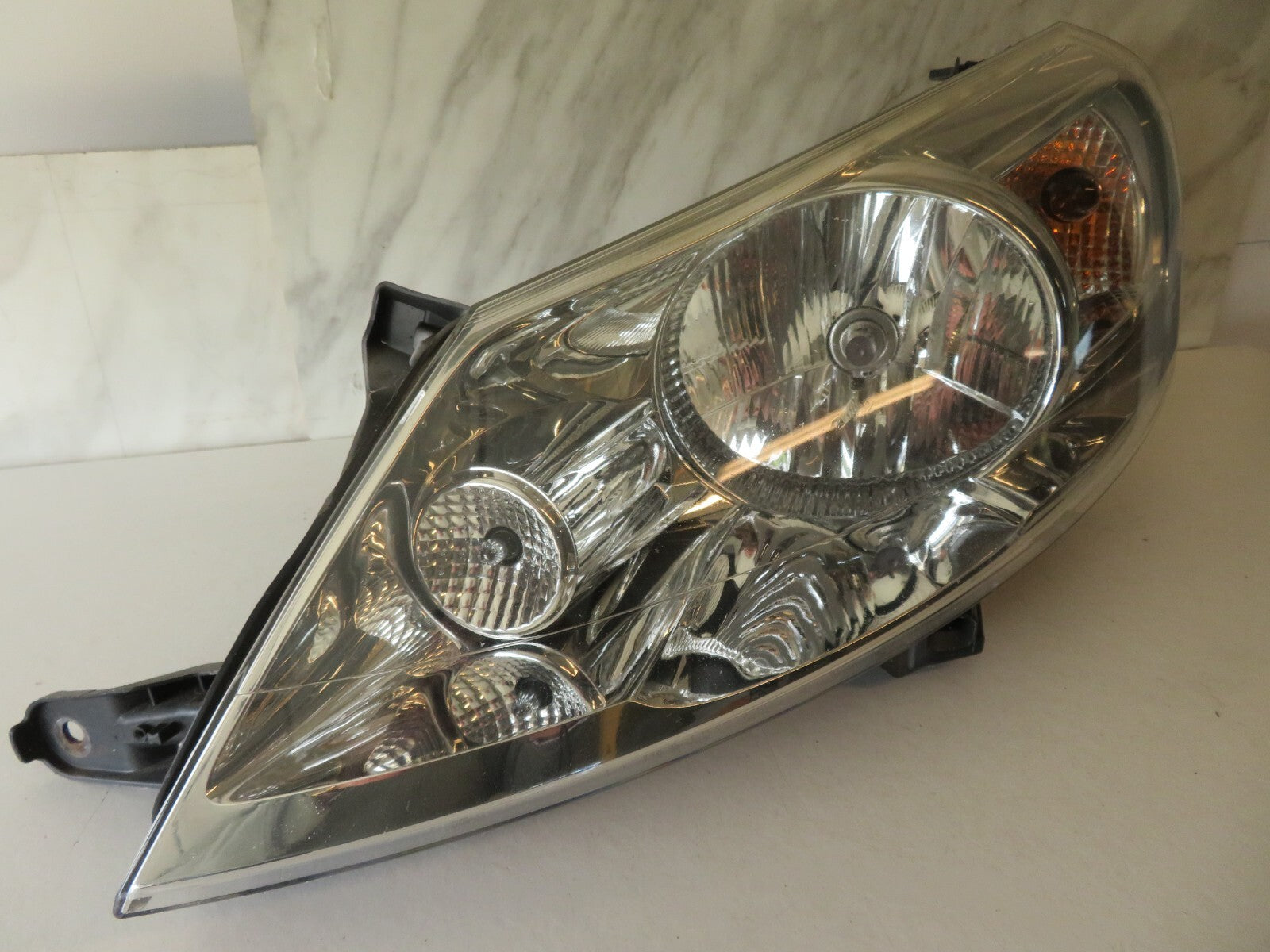 FIAT SCUDO PEUGEOT NS HEADLIGHT 89902607 (SEE PHOTOS) 07-12