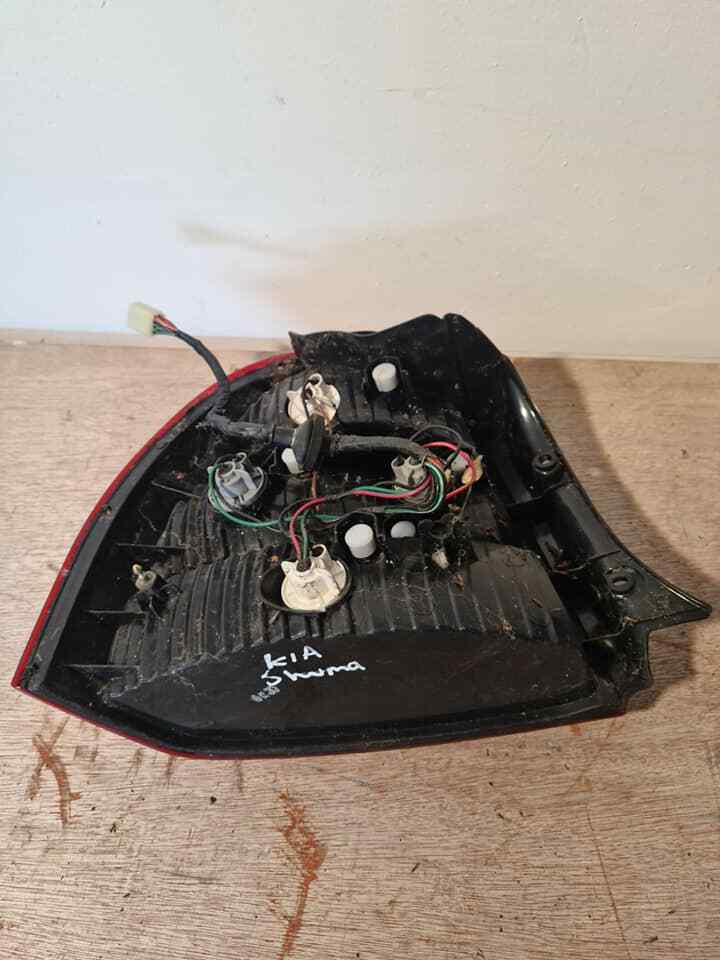 KIA SHUMA OS REAR TAIL LIGHT 96-03