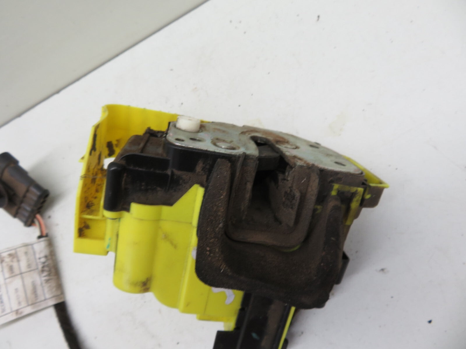 PEUGEOT BIPPER NS SLIDING DOOR LOCK CATCH 2008-2015 1711-6