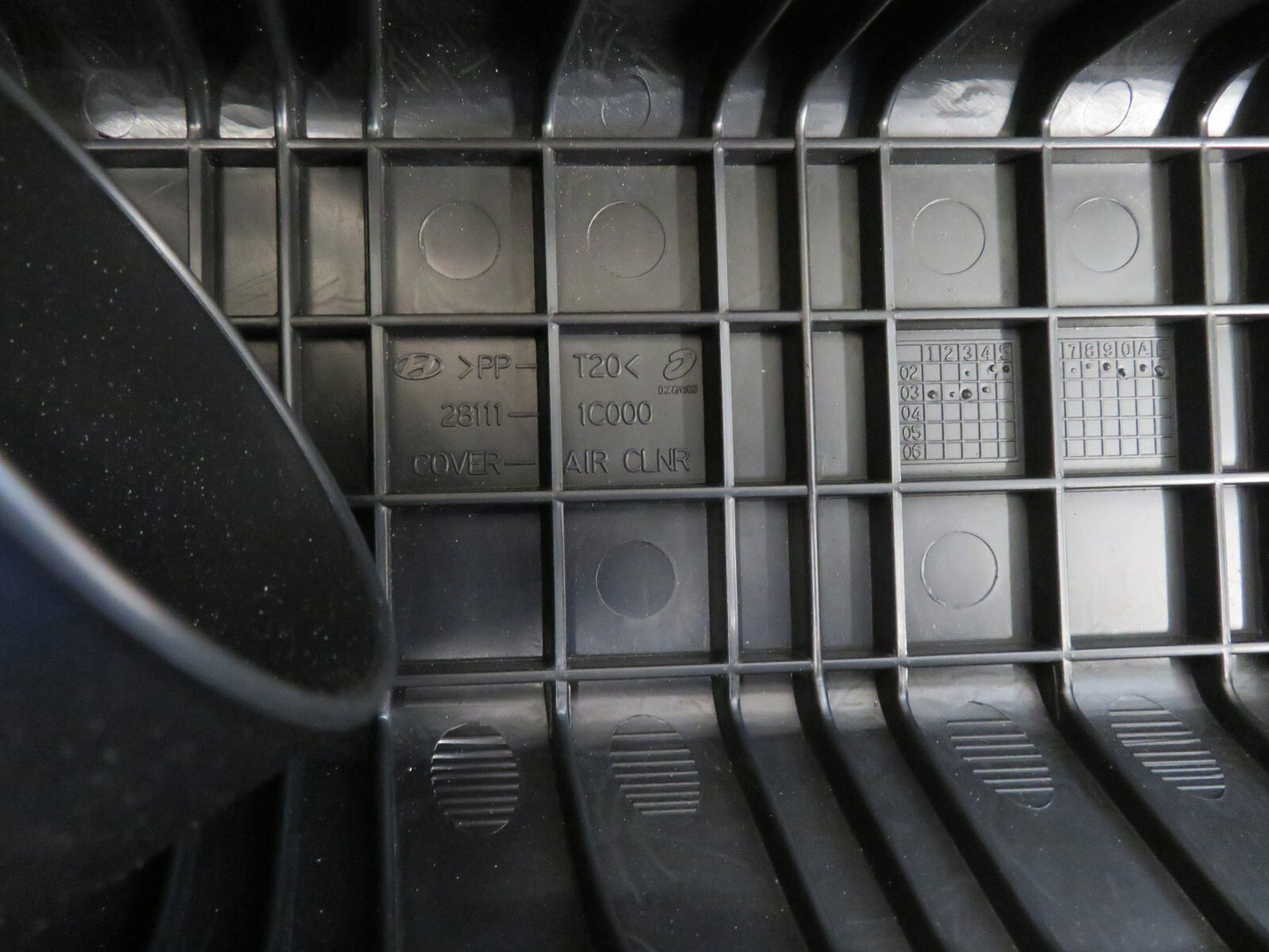 HYUNDAI GETZ AIR FILTER BOX 28111-1C000 2002-2005 1647-1