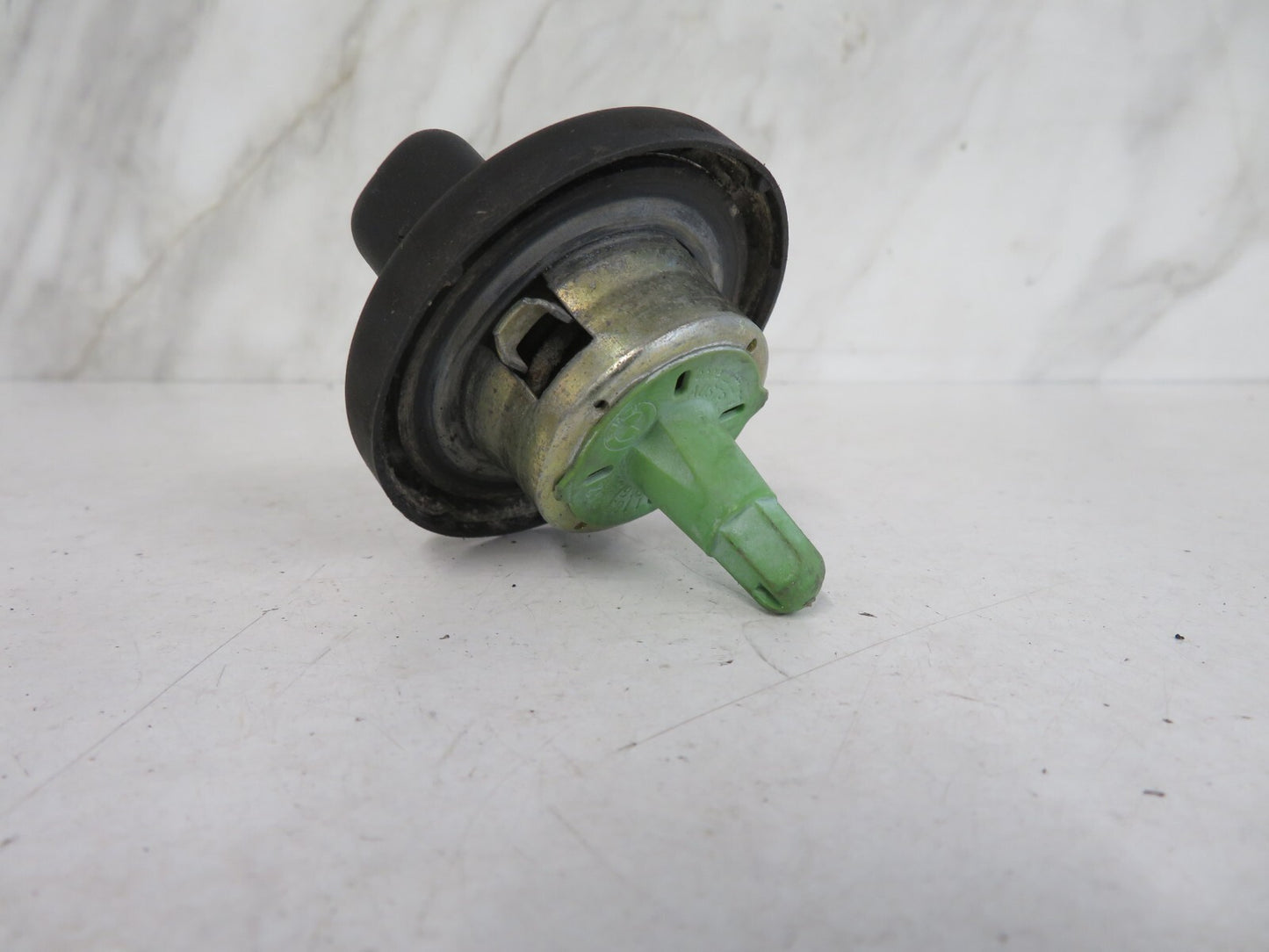 BMW 5 SERIES E39 FUEL CAP 1996-2003 1518-35