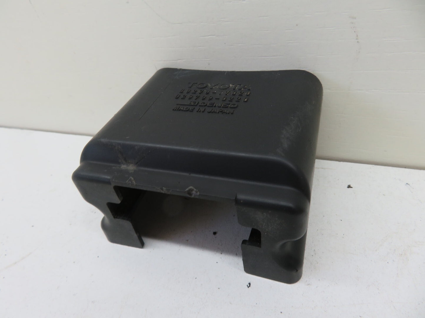 TOYOTA MR2 MK2 SW20 COIL PACK COVER TRIM 1990-1999 1000-5