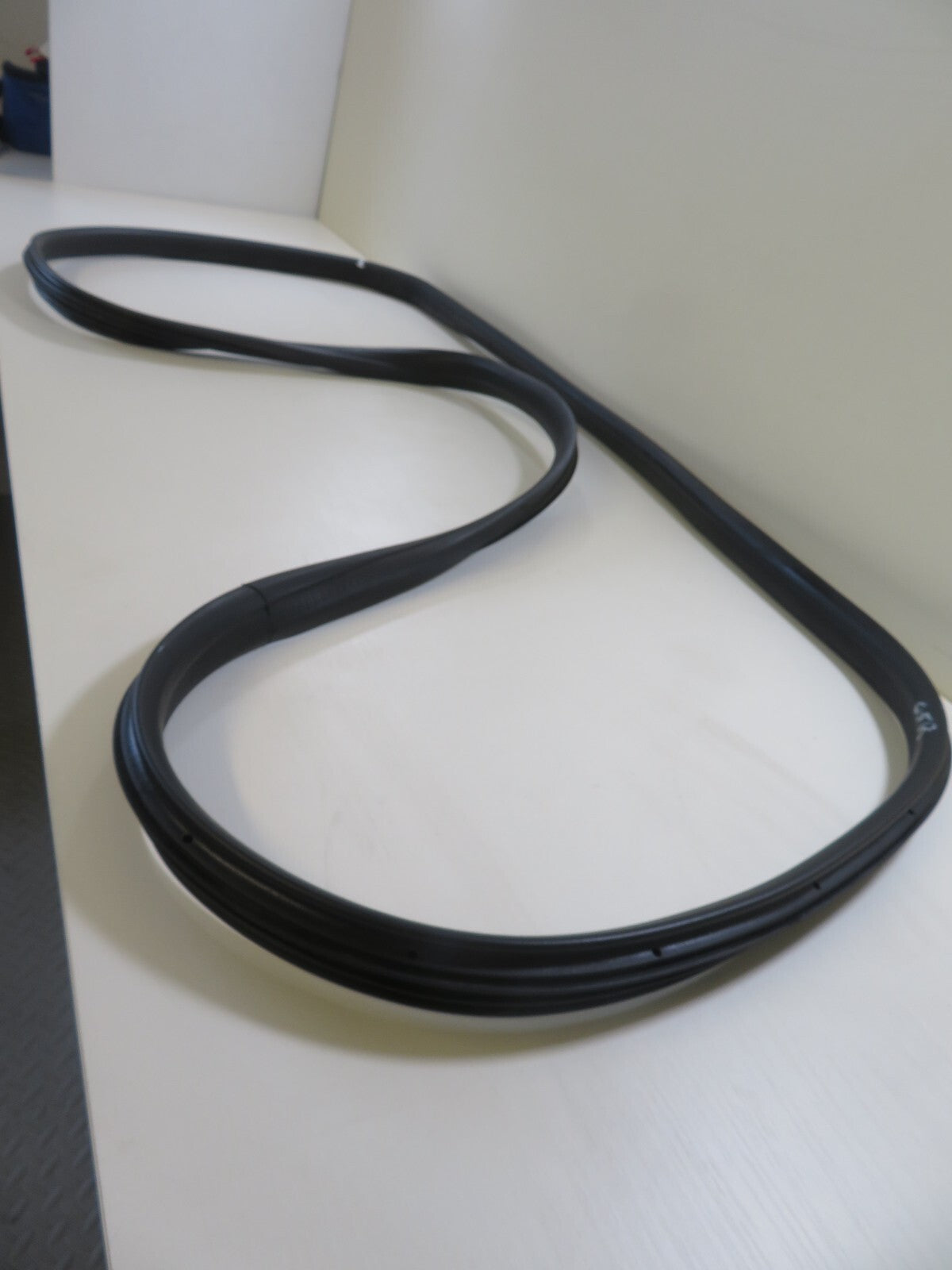 FORD C MAX GRAND OSR DOOR RUBBER SEAL (ON BODY) 2011-2015 1037-1