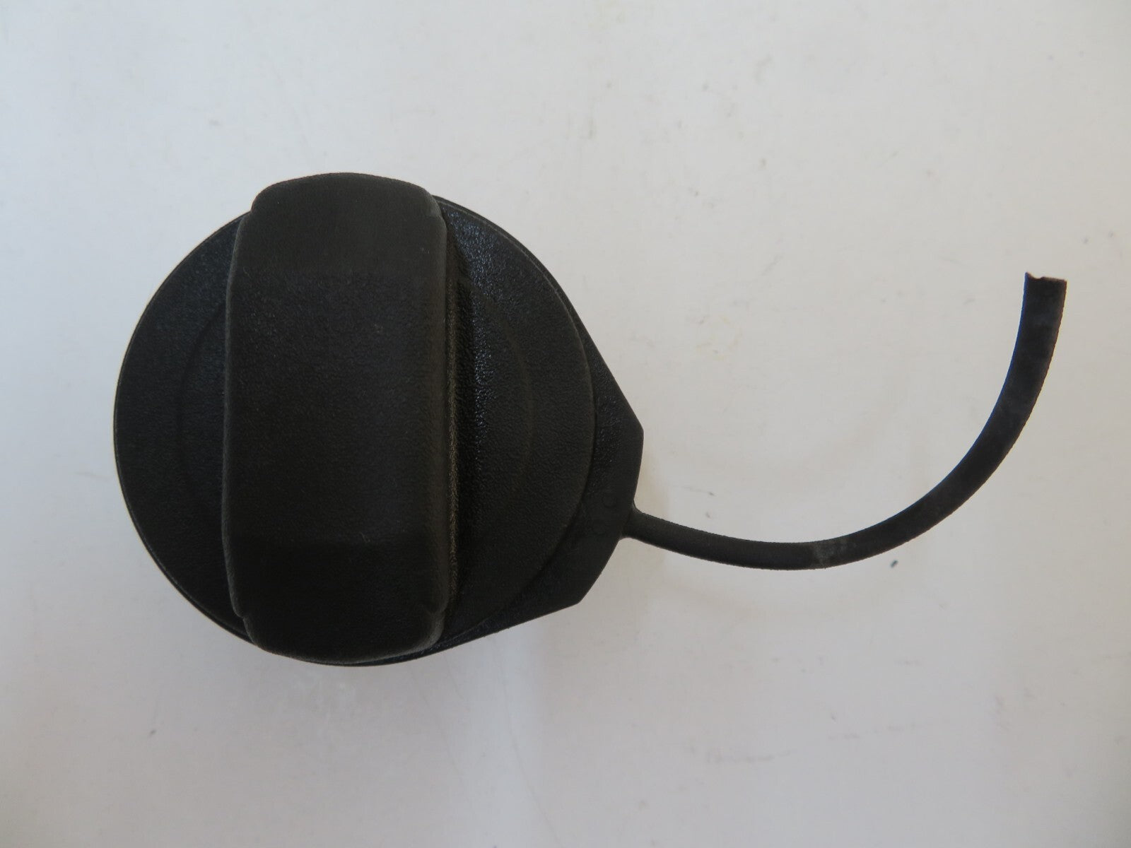 VOLKSWAGEN VW GOLF MK4 FUEL CAP 1J0201553C 1997-2004 AMS22