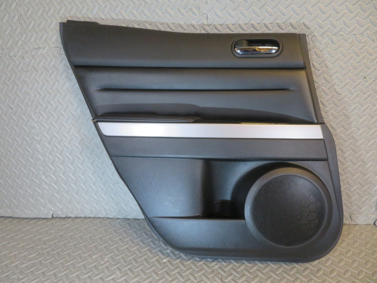 MAZDA CX7 NSR DOOR CARD 2010-2012