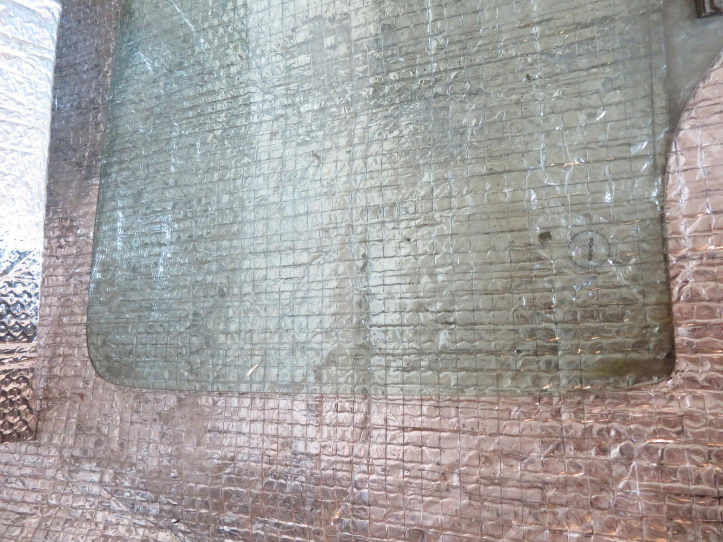 SUZUKI JIMNY OSF WINDOW GLASS 1998-2018