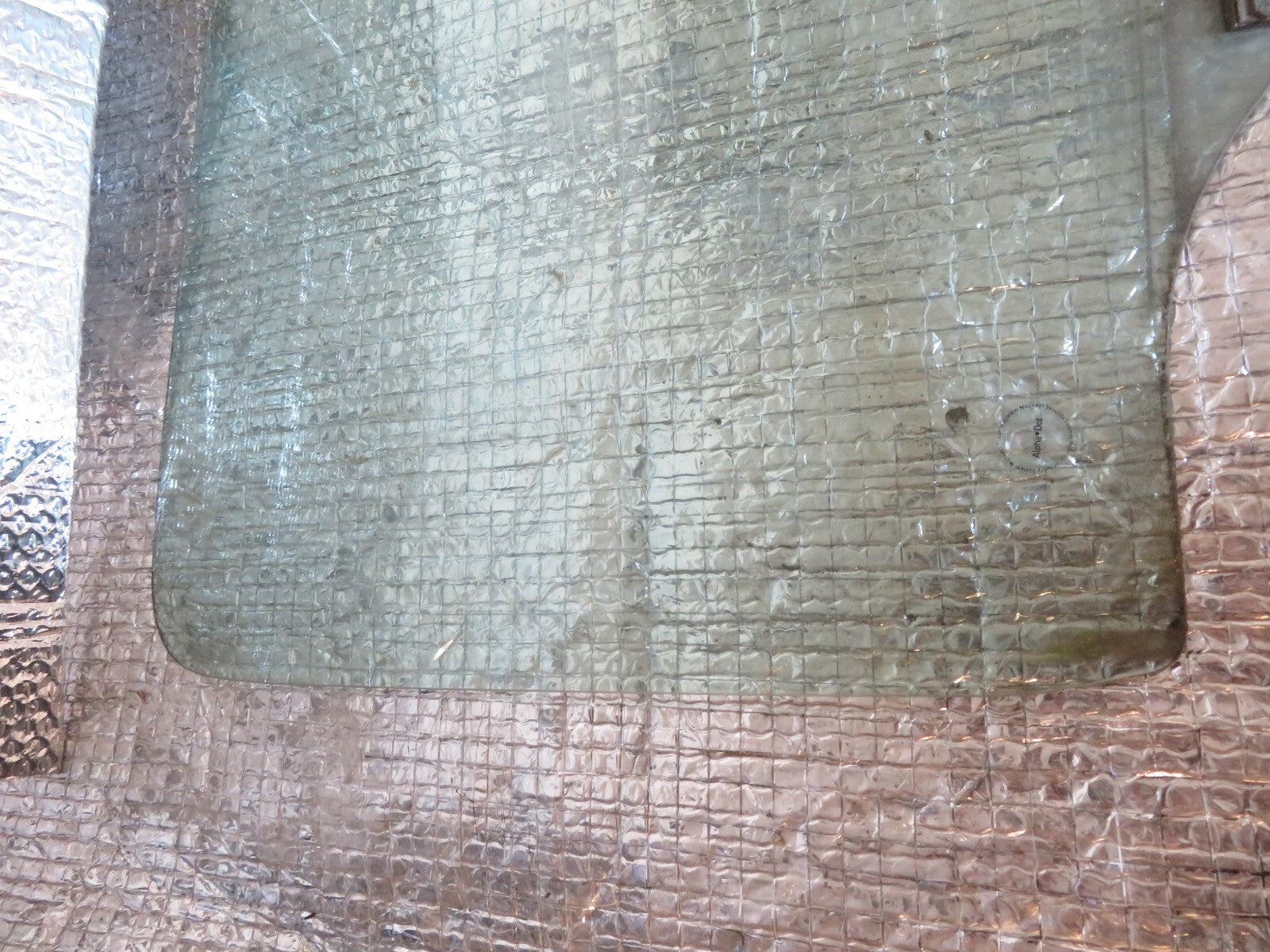 SUZUKI JIMNY OSF WINDOW GLASS 1998-2018