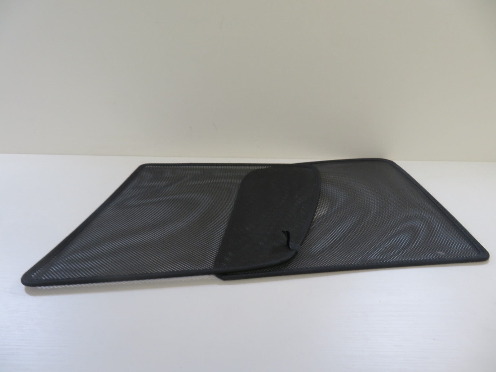 VOLKSWAGEN VW TOURAN REAR WINDOW BLINDS SHADES FOR THIRD ROW 2003-2009 1347-1