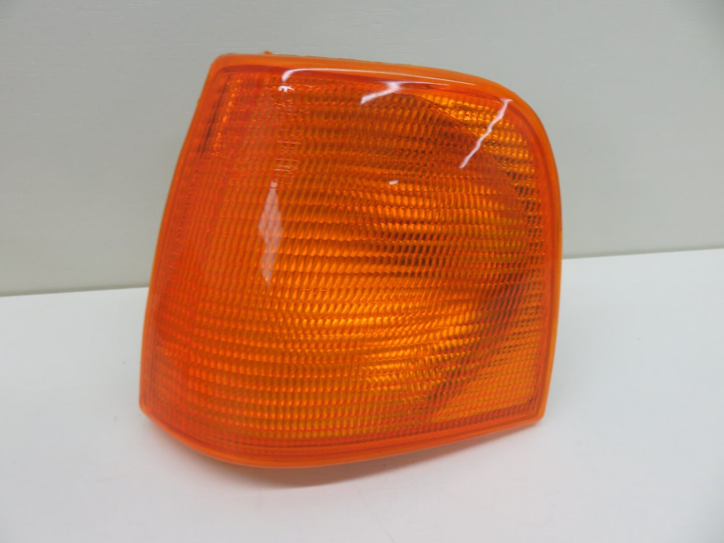 FRONT NS PASSENGER INDICATOR LIGHT FOR AUDI 100 441-1506-U YEARS 1982-1990