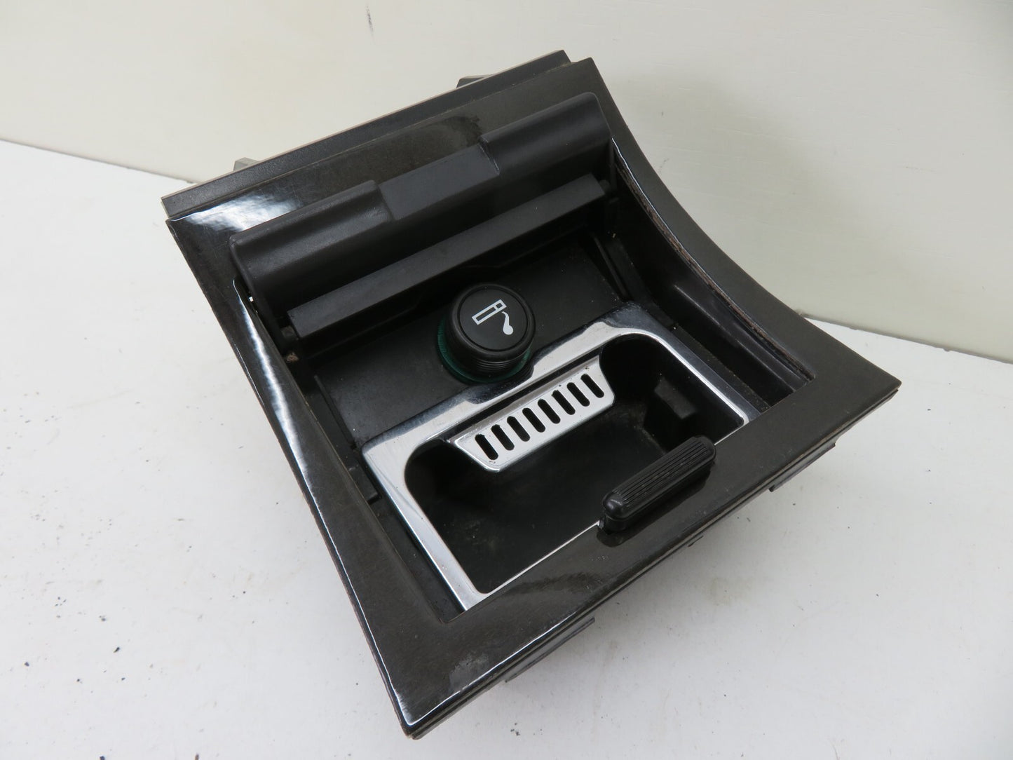 JAGUAR XJR INTERIOR CENTER ASHTRAY 12V SOCKET 1994-2001 1800-6