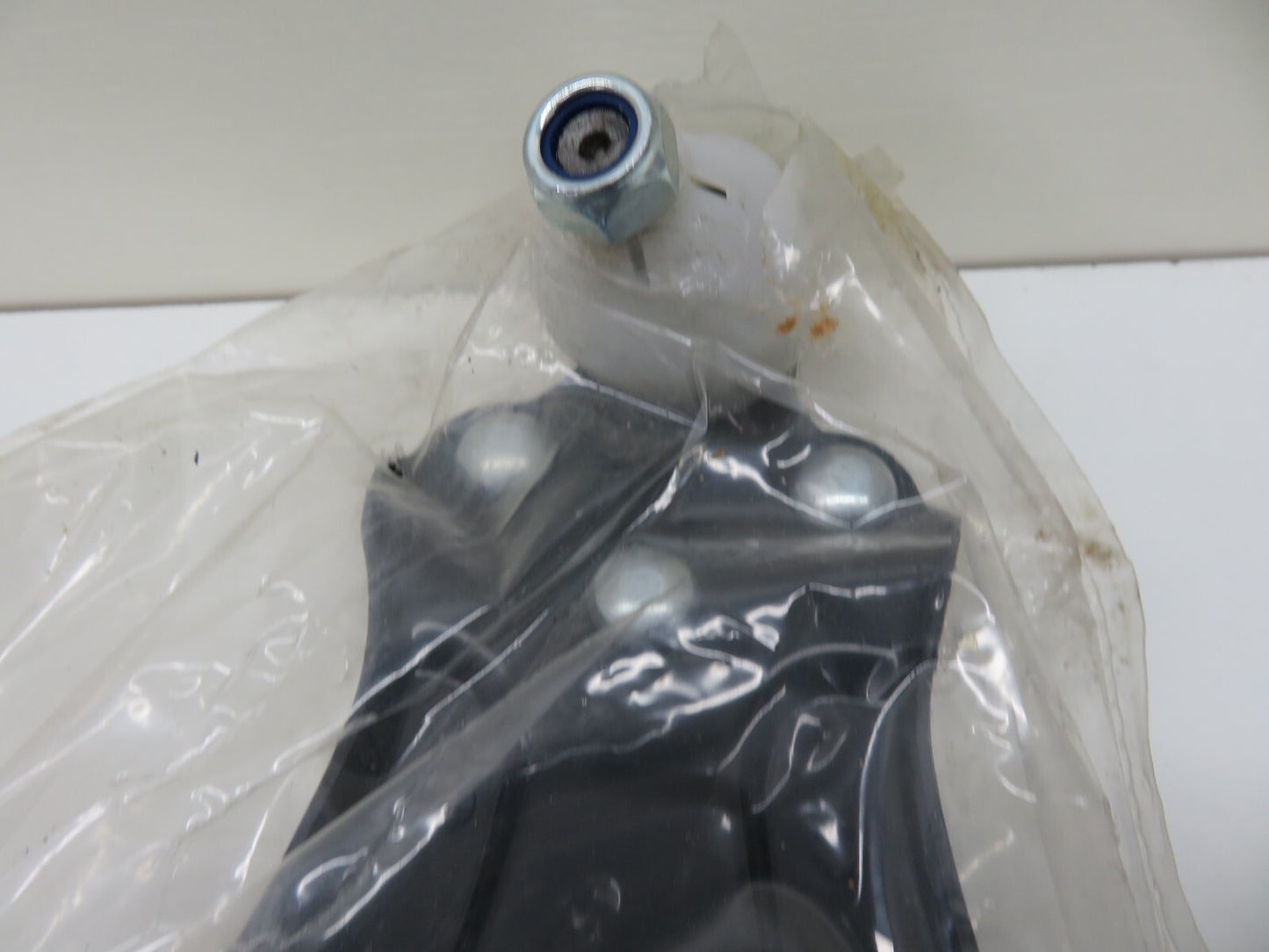 NS PASSENGER FRONT LOWER CONTROL ARM FOR VAUXHALL ASTRA 1991-2000 BSJ1427S