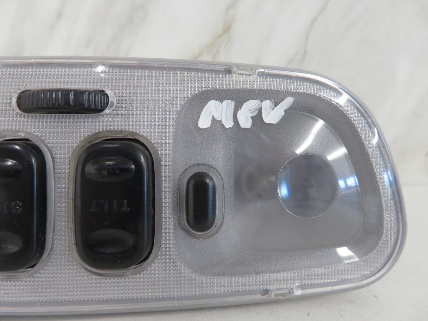 MAZDA MPV INTERIOR ROOF LIGHT LC7169970 2000-2005 A1222-11