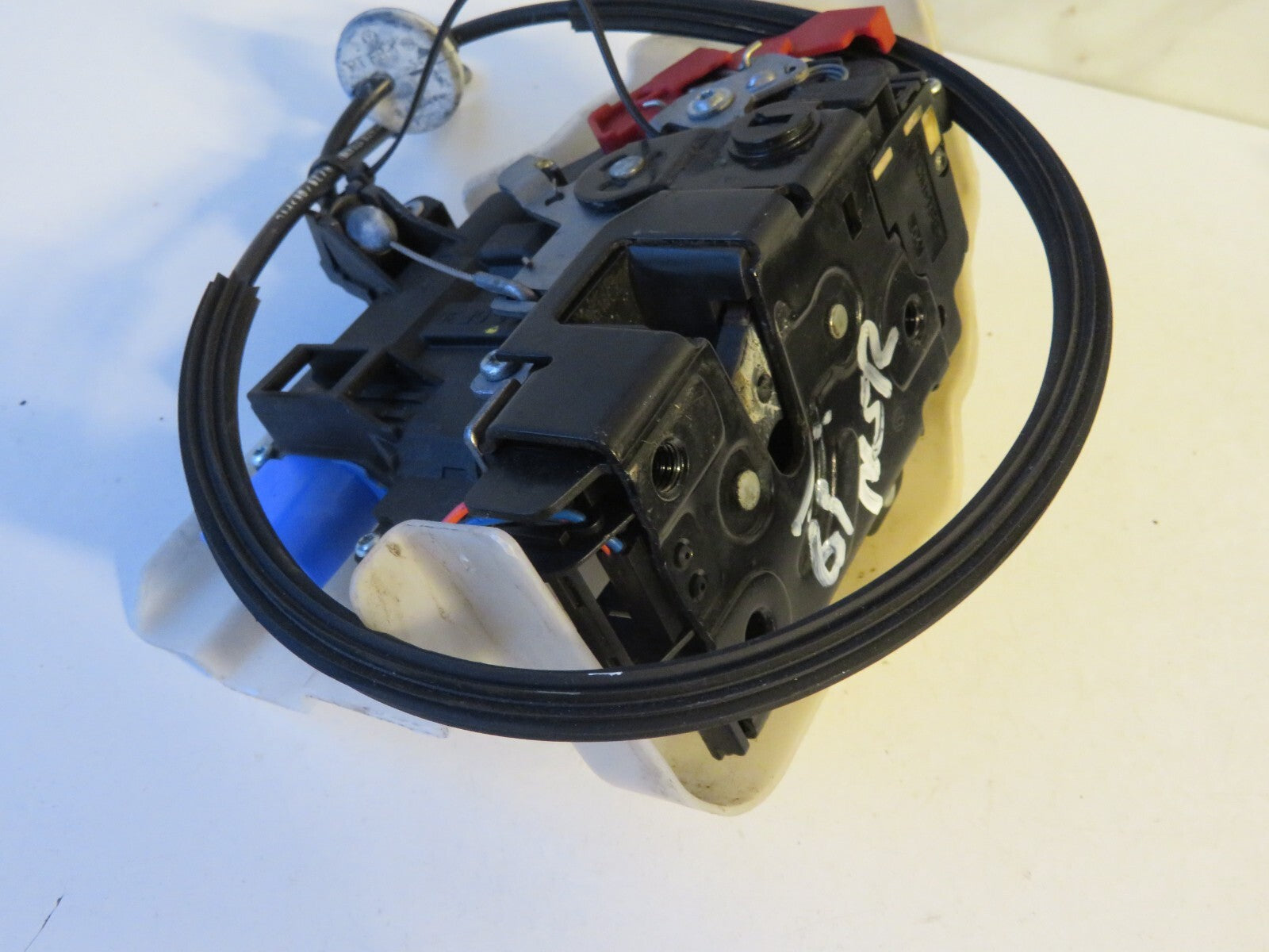 VOLKSWAGEN VW TOURAN OSR DOOR LOCK CATCH 2003-2010 AMS1452-19