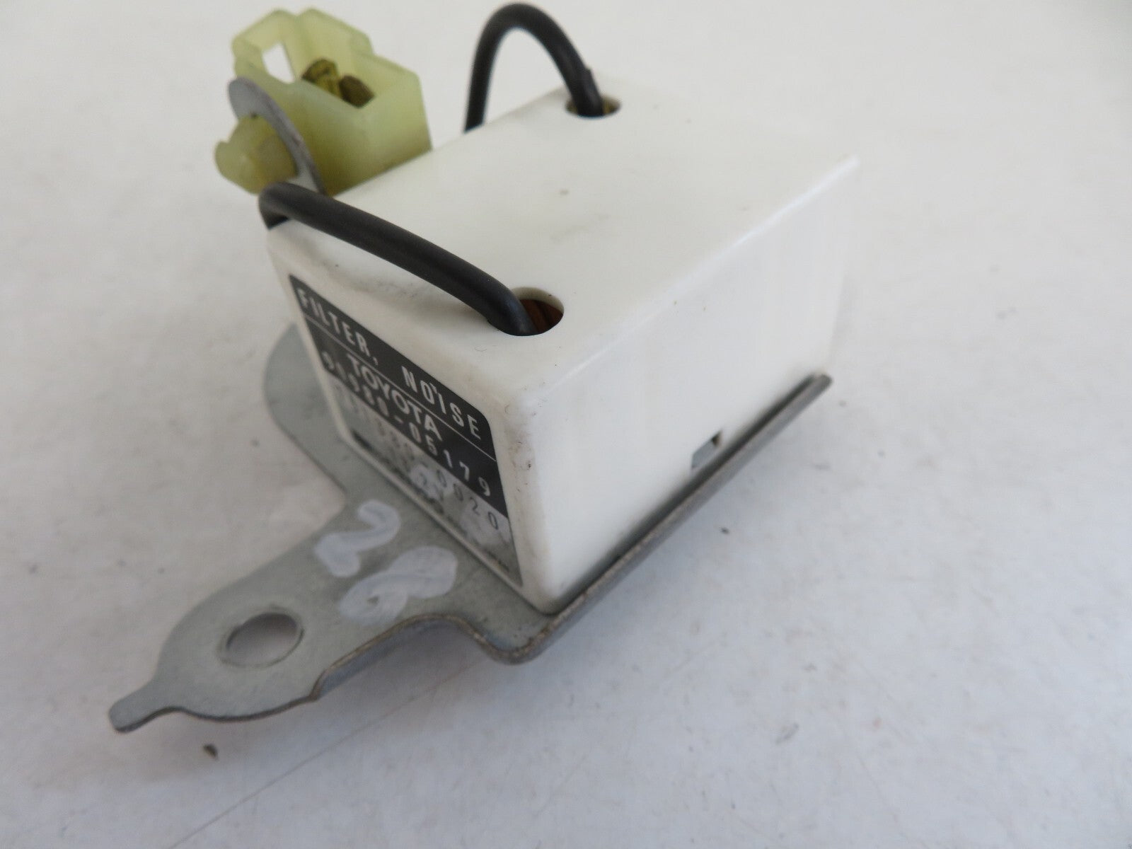 TOYOTA MR2 MK2 SW20 NOISE FILTER RELAY 90980-05179 AM1206-28