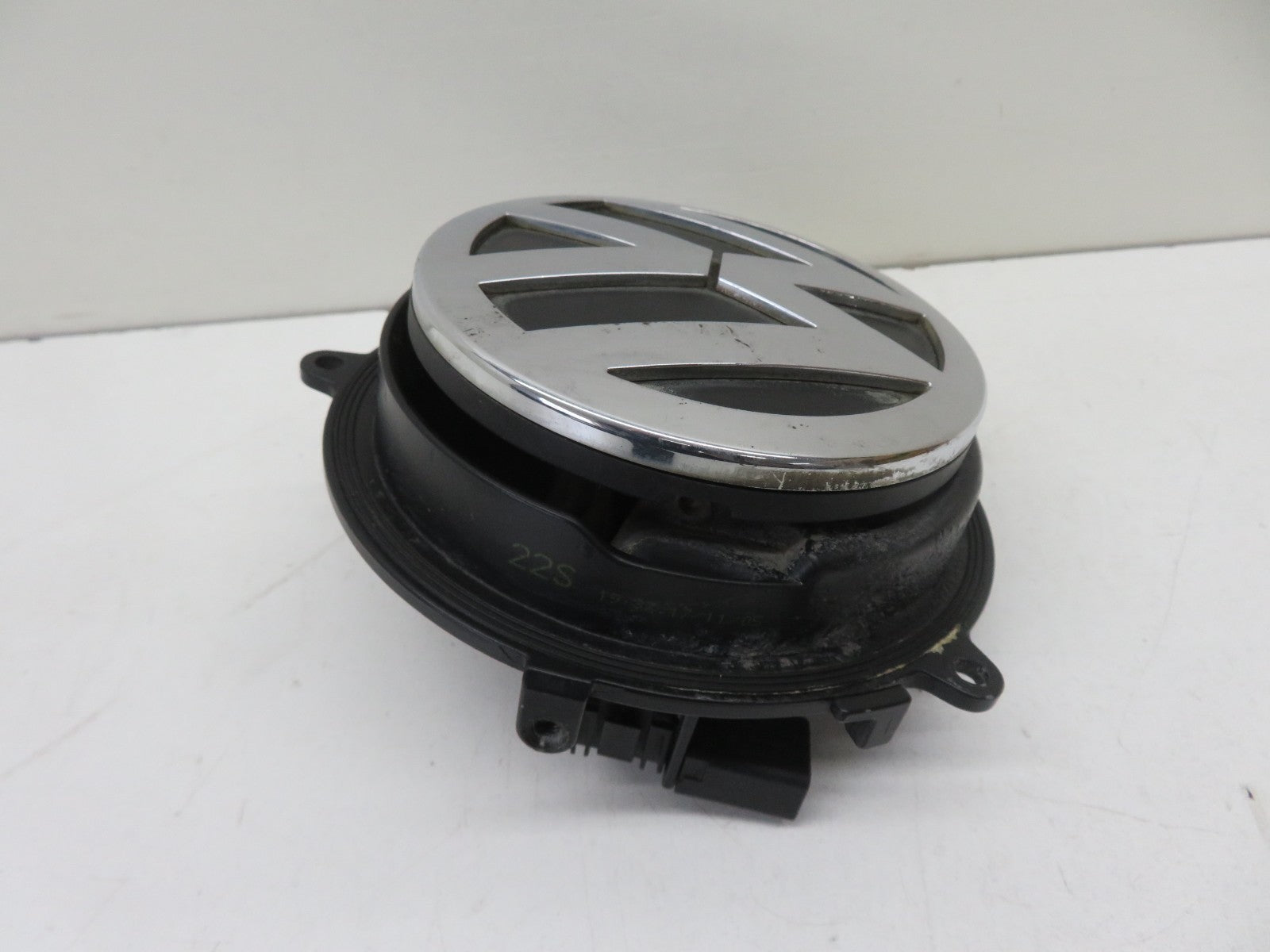 VW GOLF MK6 REAR BOOT HANDLE SWITCH 1K0827469E 2009-2013 1500-9