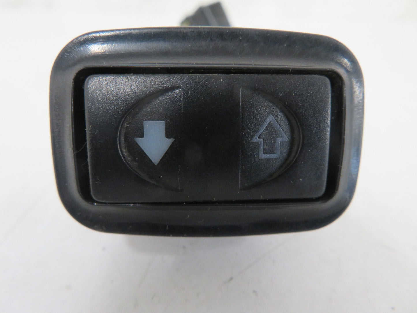 ROVER CITY ROVER REAR WINDOW SWITCH 2003-2005 1642-10