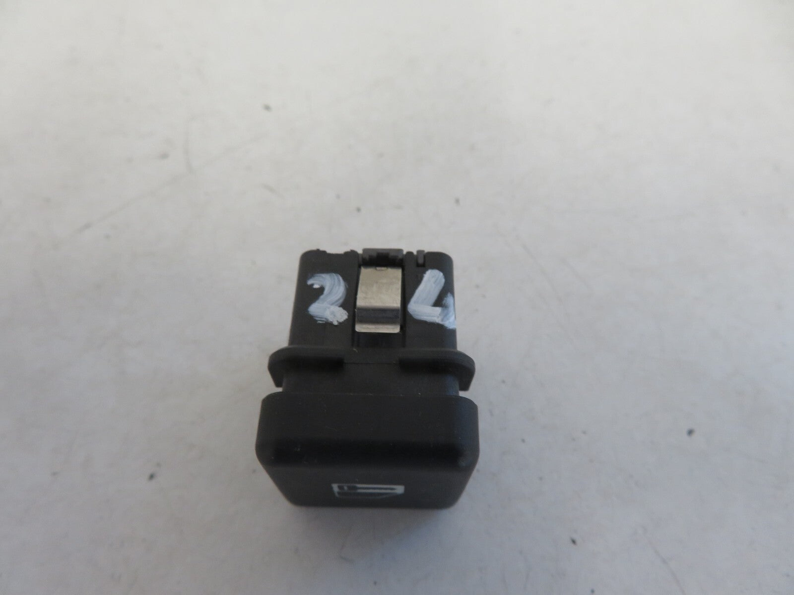 BMW 5 SERIES E39 WINDOW LOCK SWITCH 1996-2003 1518-24