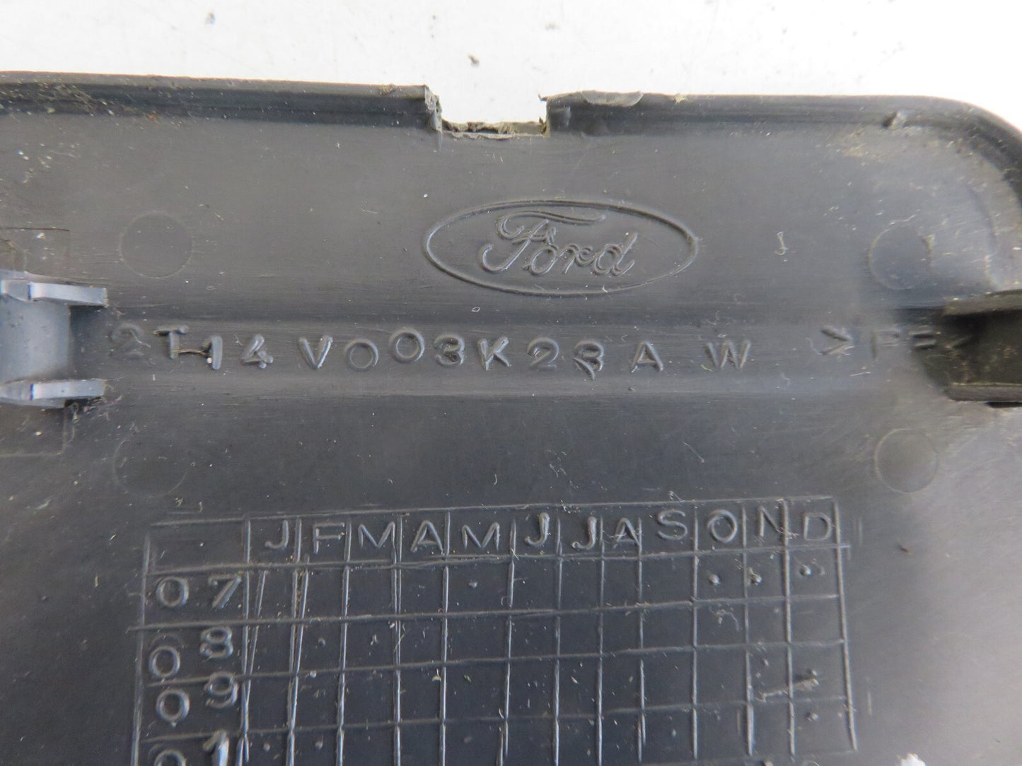 FORD TRANSIT CONNECT REAR TOW EYE COVER 2T14V003K23AW 2002-2006 1501-12