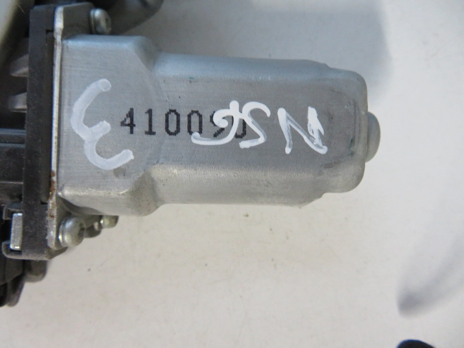 SUBARU LEGACY NSF WINDOW REGULATOR MOTOR 2003-2009 AMS1541-3