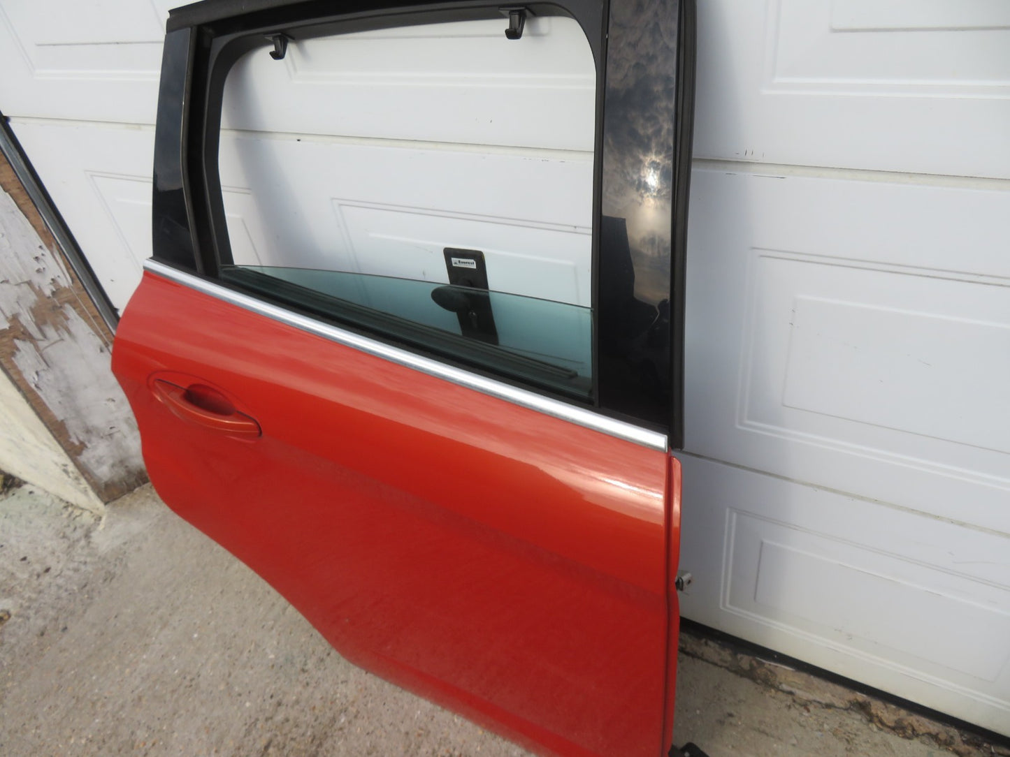 FORD CMAX C MAX OSR DRIVER REAR DOOR IN ORANGE 2010-2015 (SEE PHOTOS)