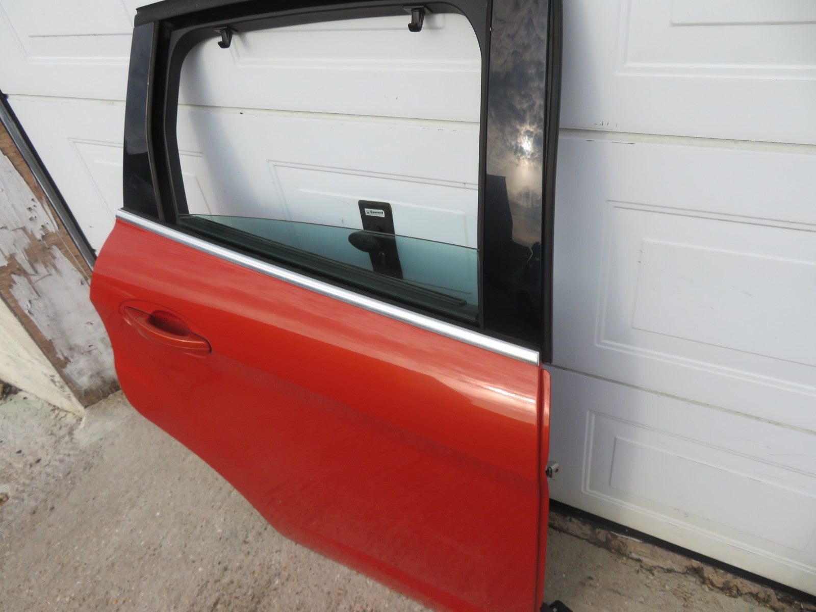 FORD CMAX C MAX OSR DRIVER REAR DOOR IN ORANGE 2010-2015 (SEE PHOTOS)