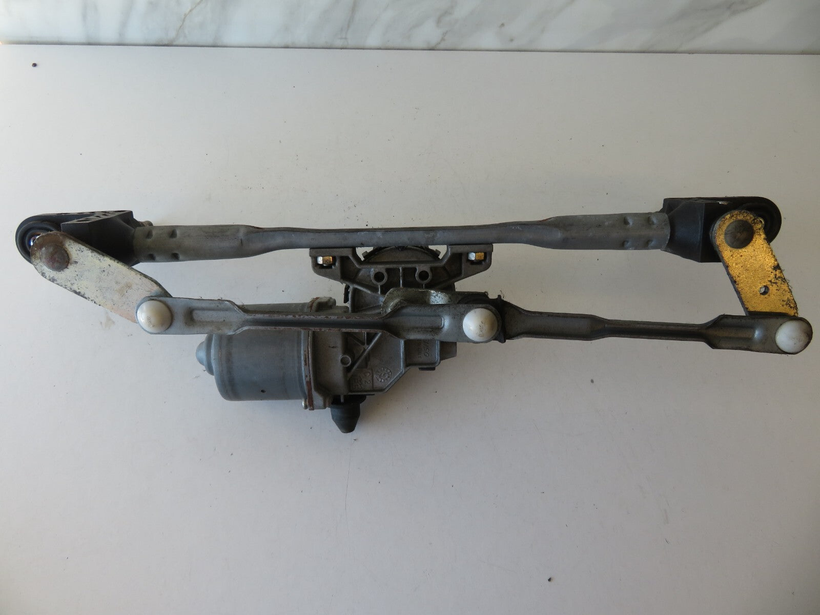 FORD KA 1.2 FRONT WIPER MOTOR WITH LINKAGE 2008-2016 AMS1522