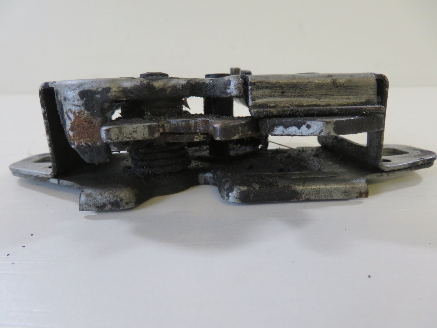 MINI COOPER R50 R52 OS DRIVER BONNET CATCH 2001-2006 1326-10