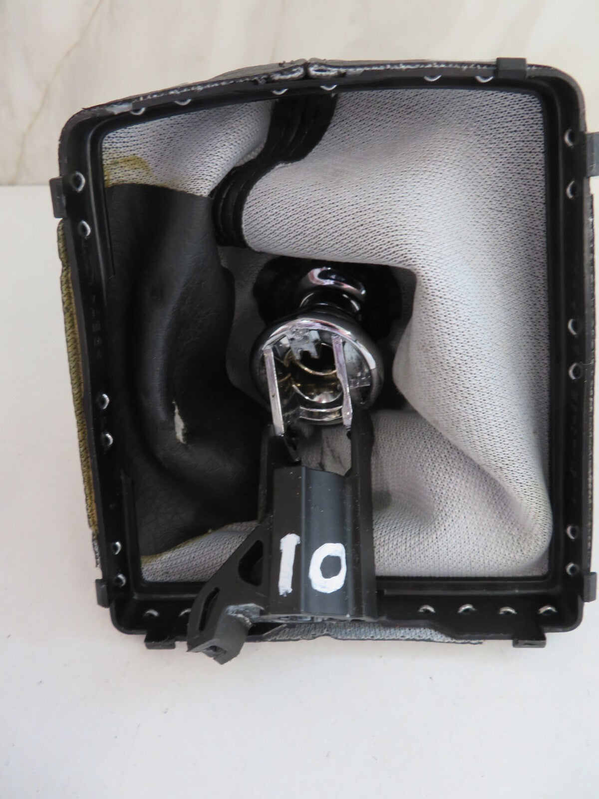 FORD FOCUS CC GEAR GAITOR SURROUND TRIM WITH KNOB 2006-2010 AM1222-10