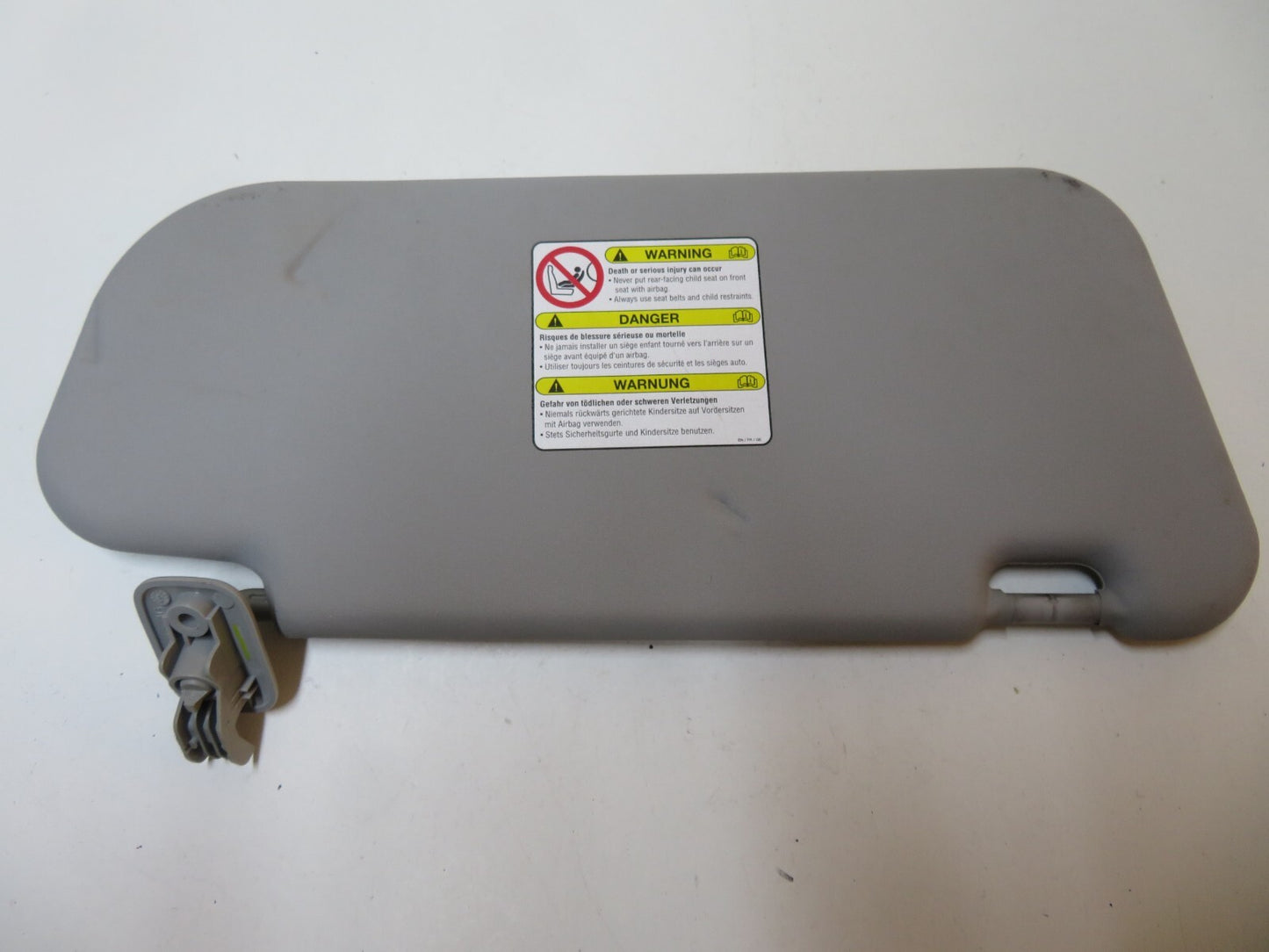 MAZDA 3 SPORT NS SUN VISOR 2003-2009 AM52