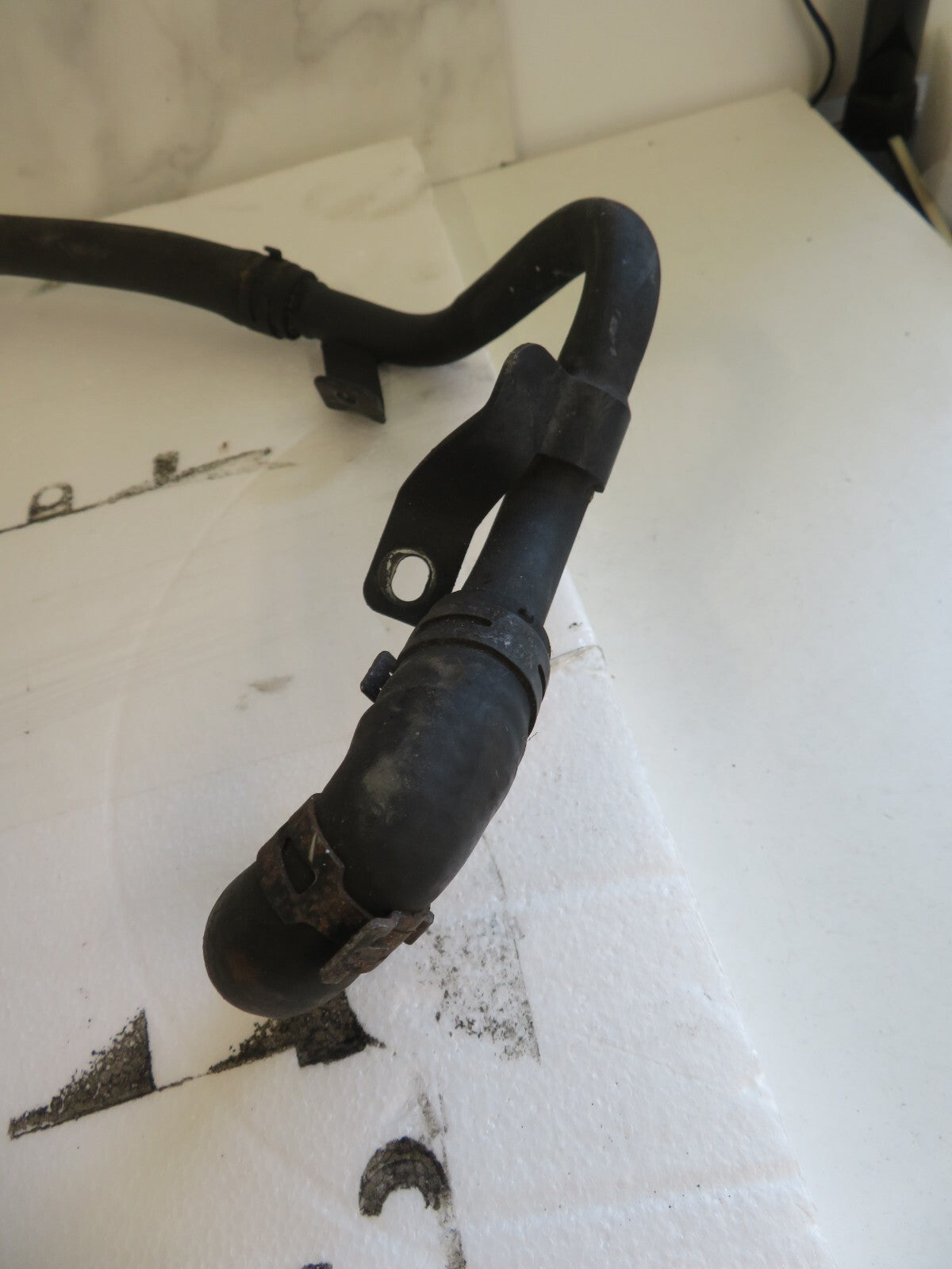 JAGUAR XF X250 ENGINE ANTIFREEZE COOLANT PIPE 2008-2016