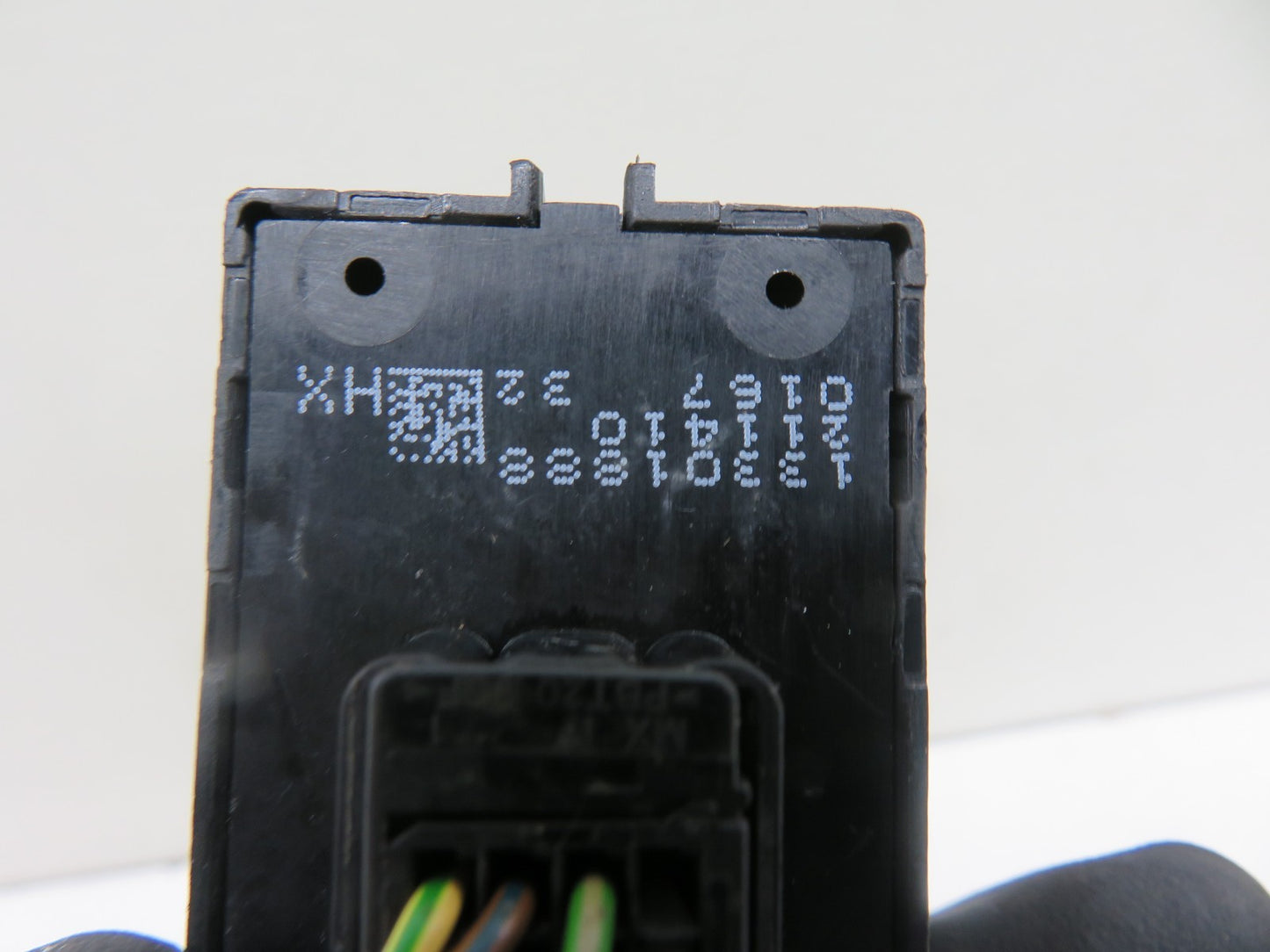 VAUXHALL INSIGNIA OSR REAR WINDOW SWITCH 13301888 2008-2013 1155-5